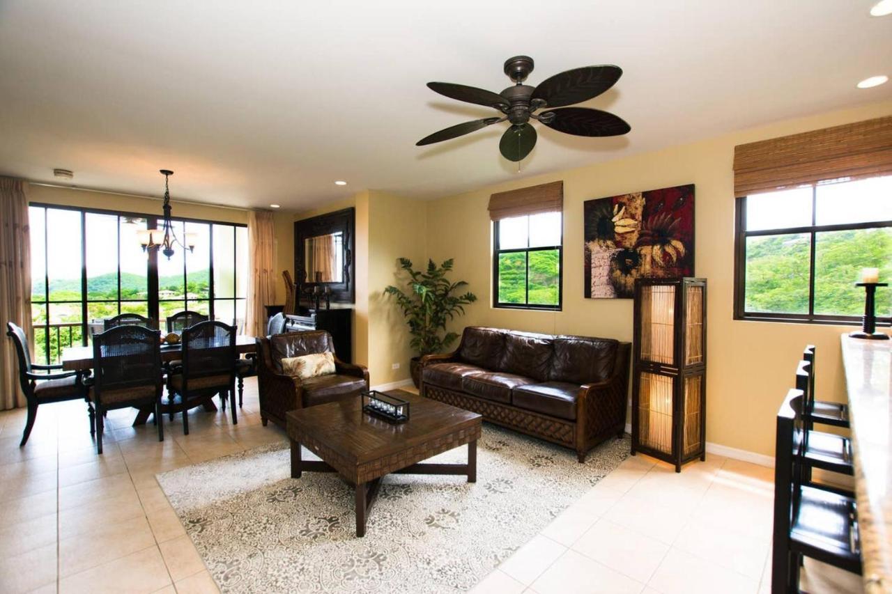 Classy Artsy Ocean-view Unit Near Pool At Pacifico In Sleeps 6 *