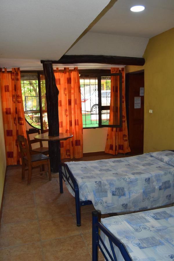 Hostel El Dorado Hostel *