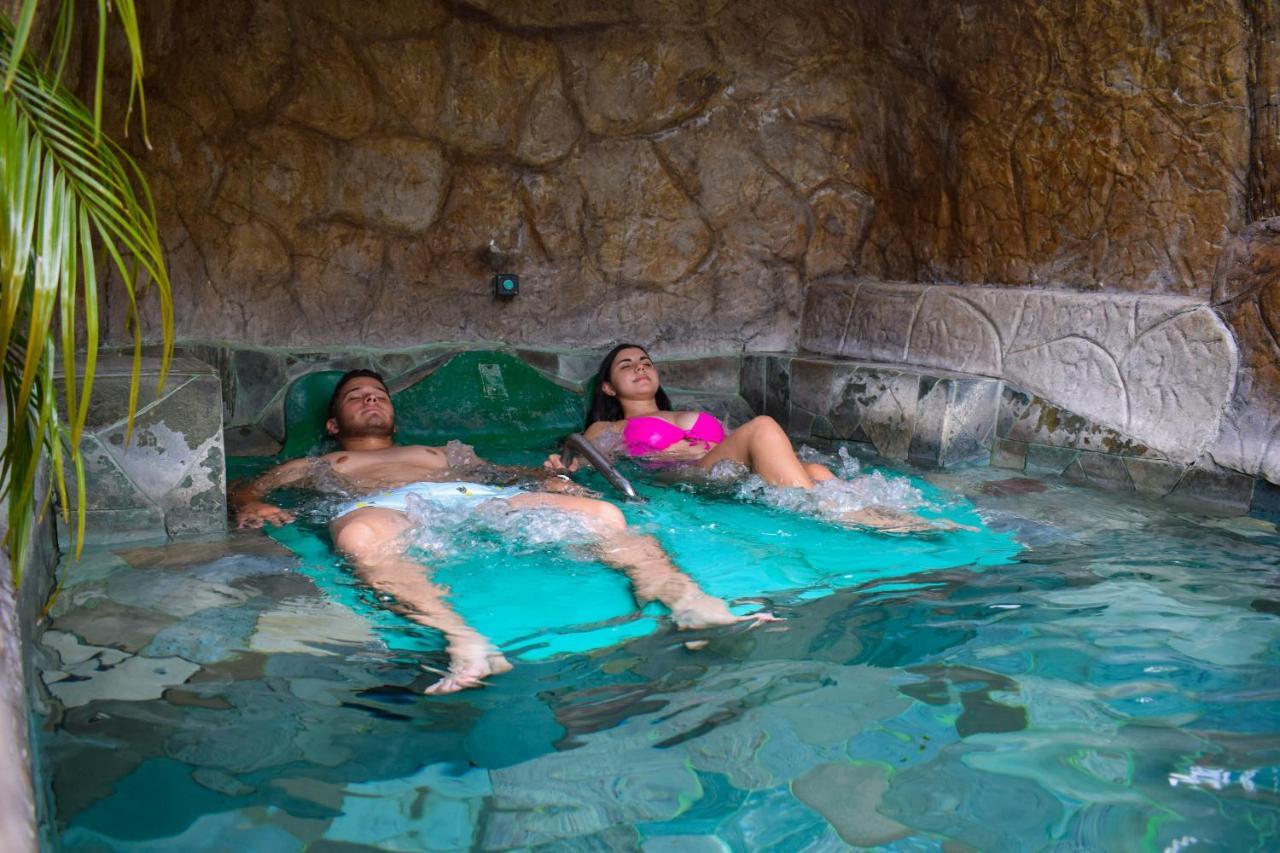 Lagos & Thermal Experience La Fortuna