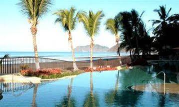 Vista Las Palmas Hotel