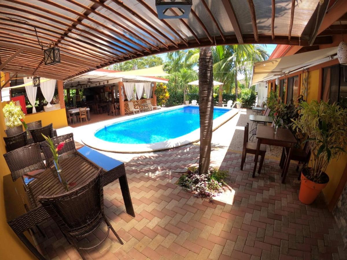 Hotel Cabinas El Colibri Puerto Carrillo