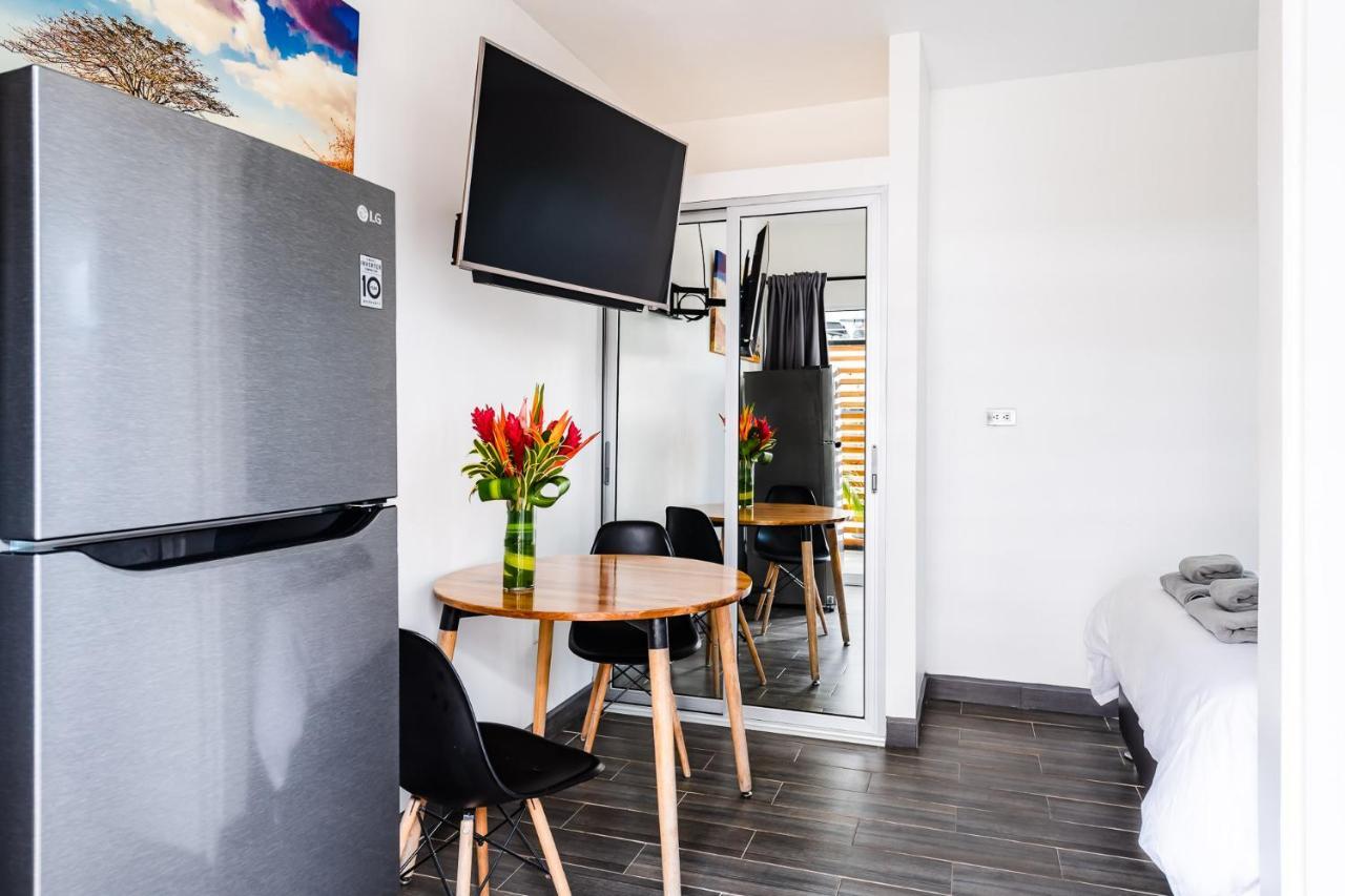 Hotel In The Shade - Coworking - 300mbit - Adults Only