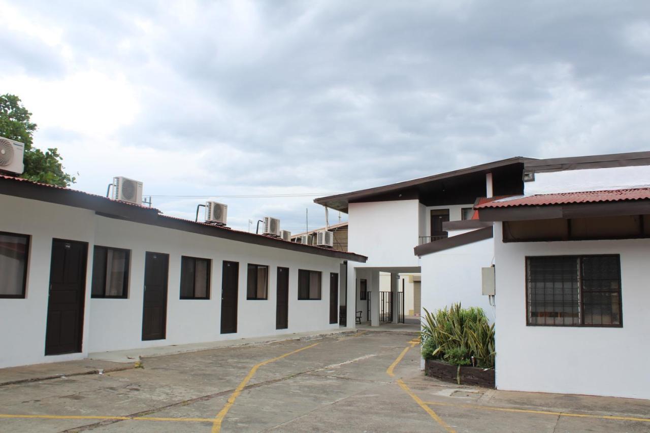 Hotel Canas Hotel *