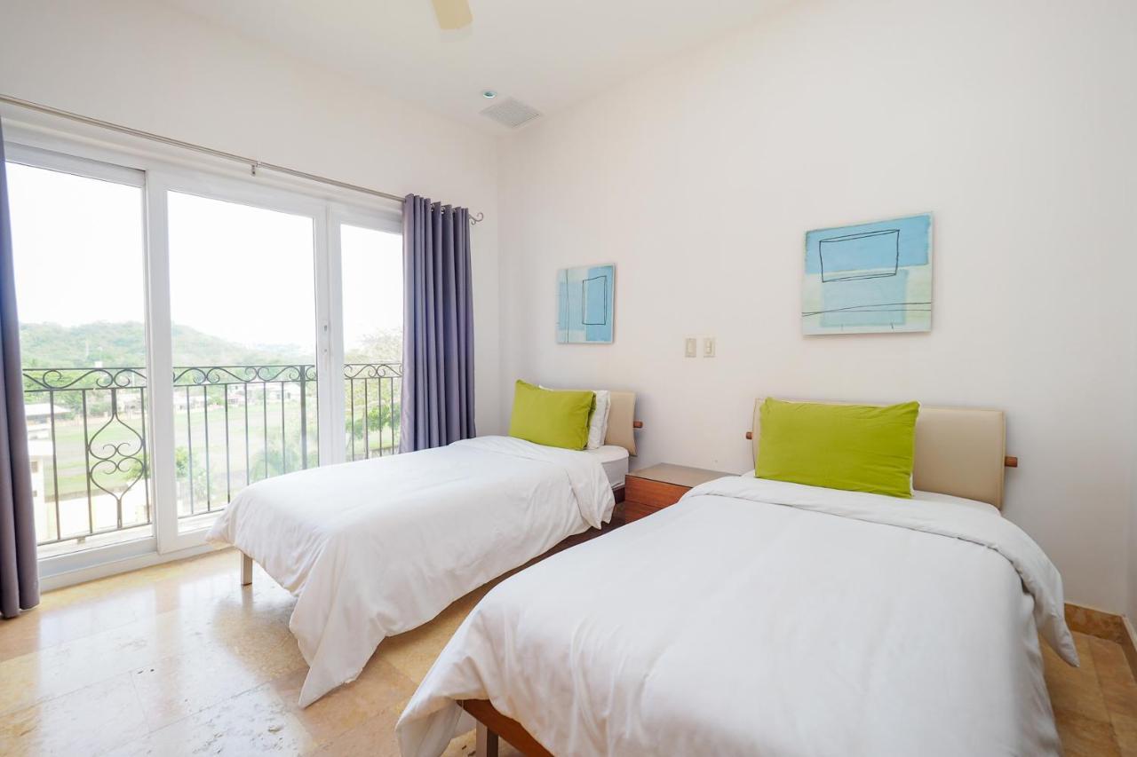 Ocean Terrace, Beachfront- A505 Apartment