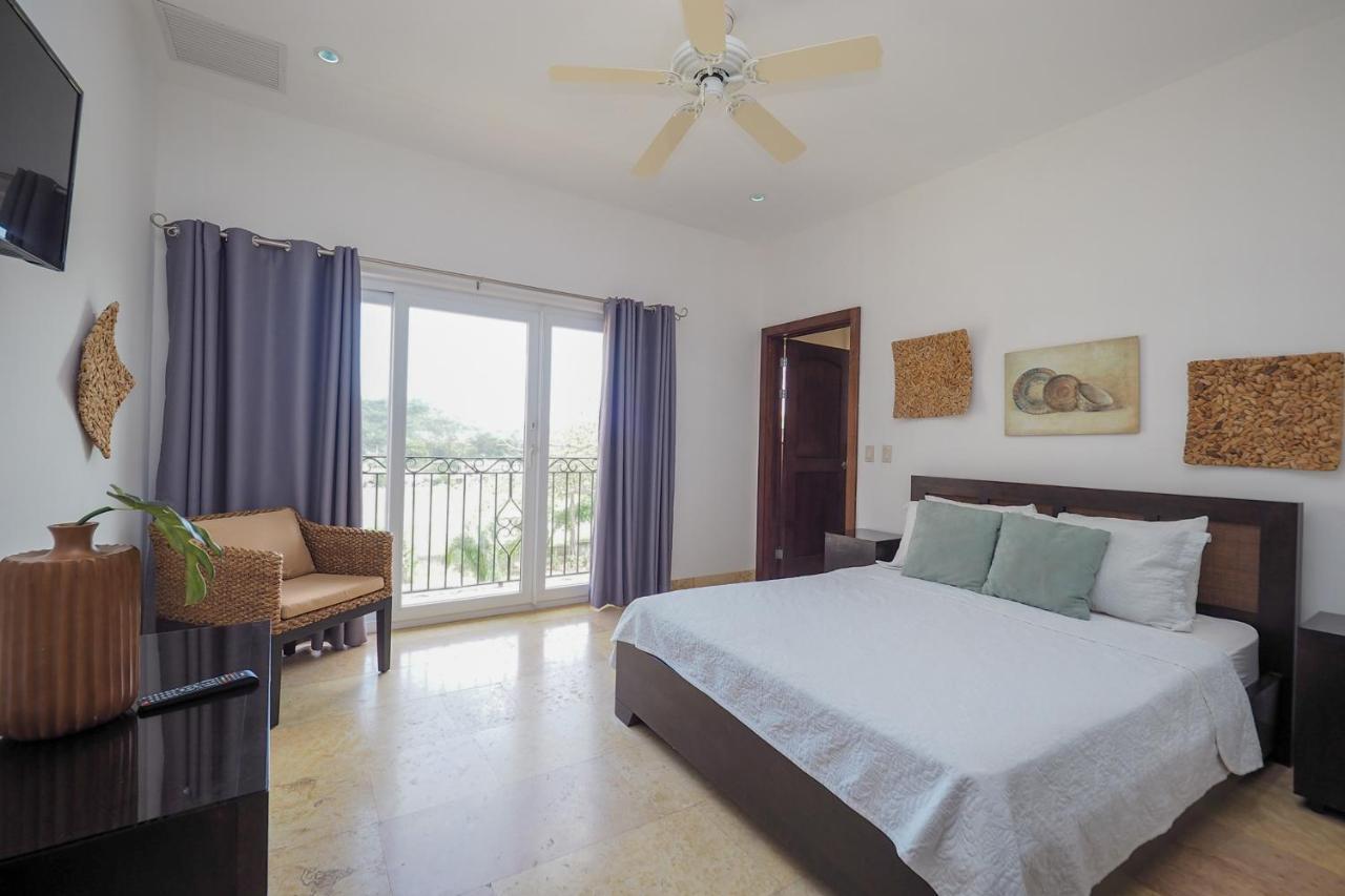Ocean Terrace, Beachfront- A505 Apartment