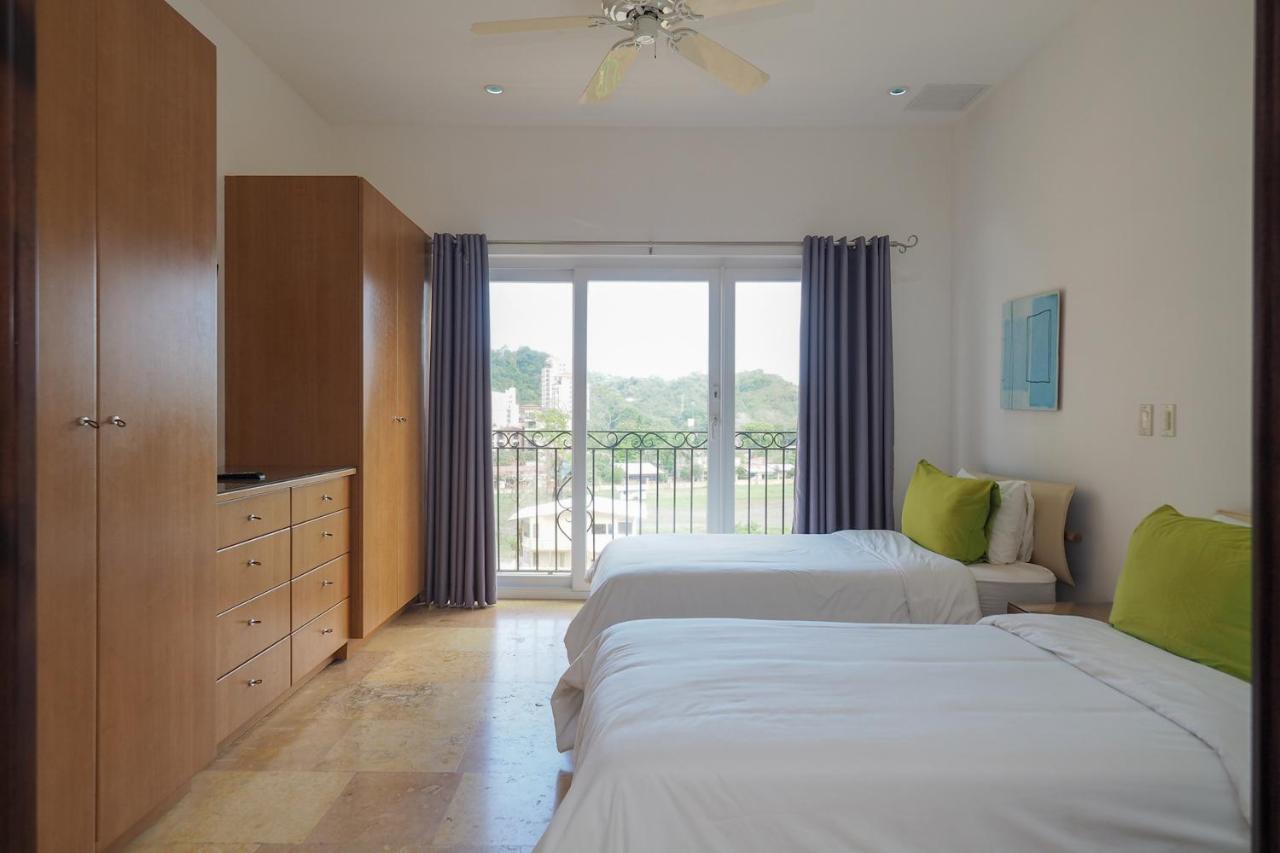 Ocean Terrace, Beachfront- A505 Apartment