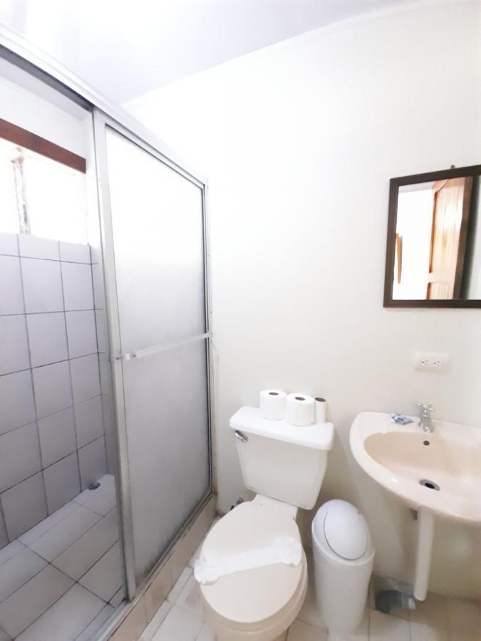 Arenal Poshpacker Hostel *