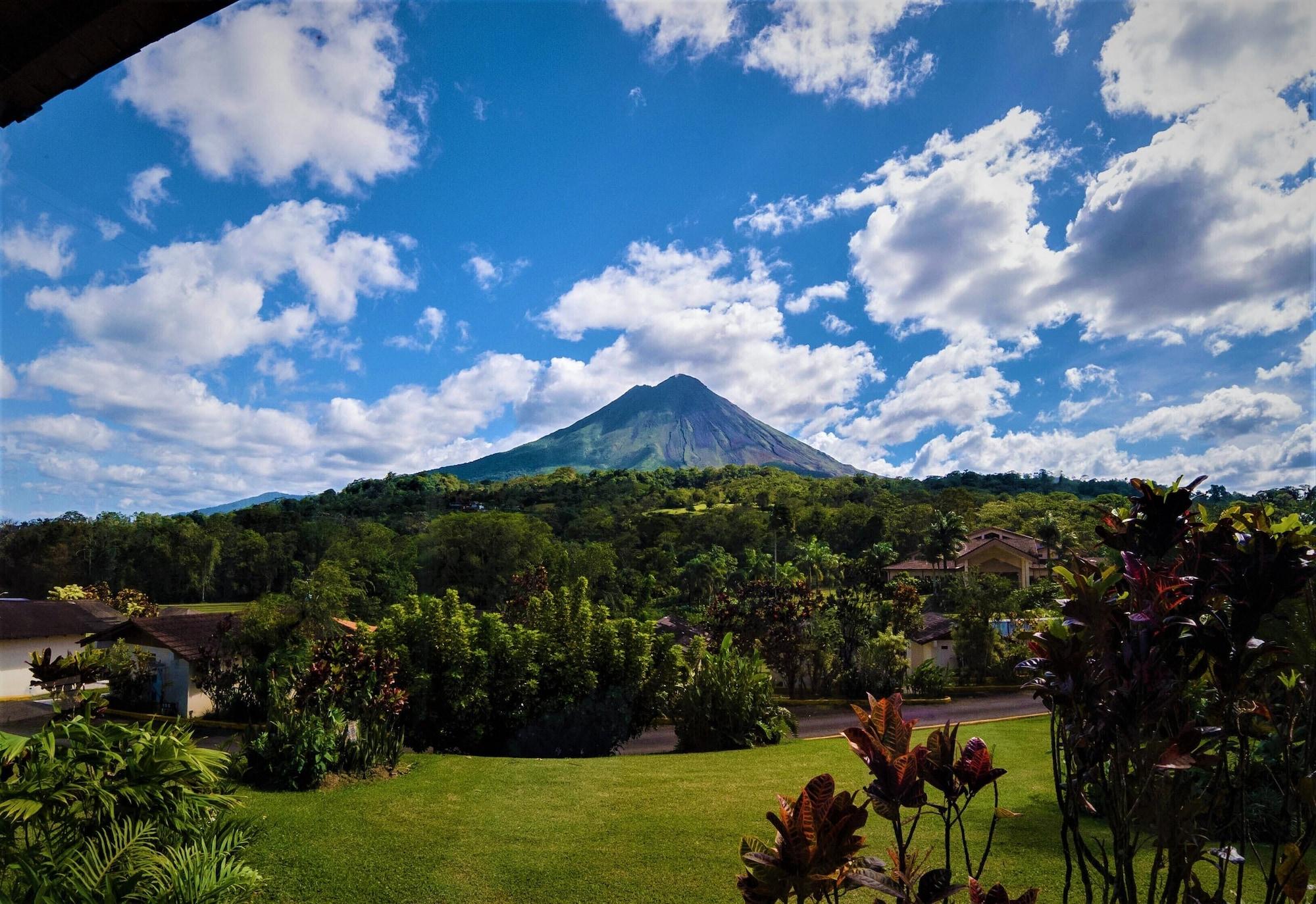 Arenal Paraiso & Thermo Mineral Hot Springs 3*