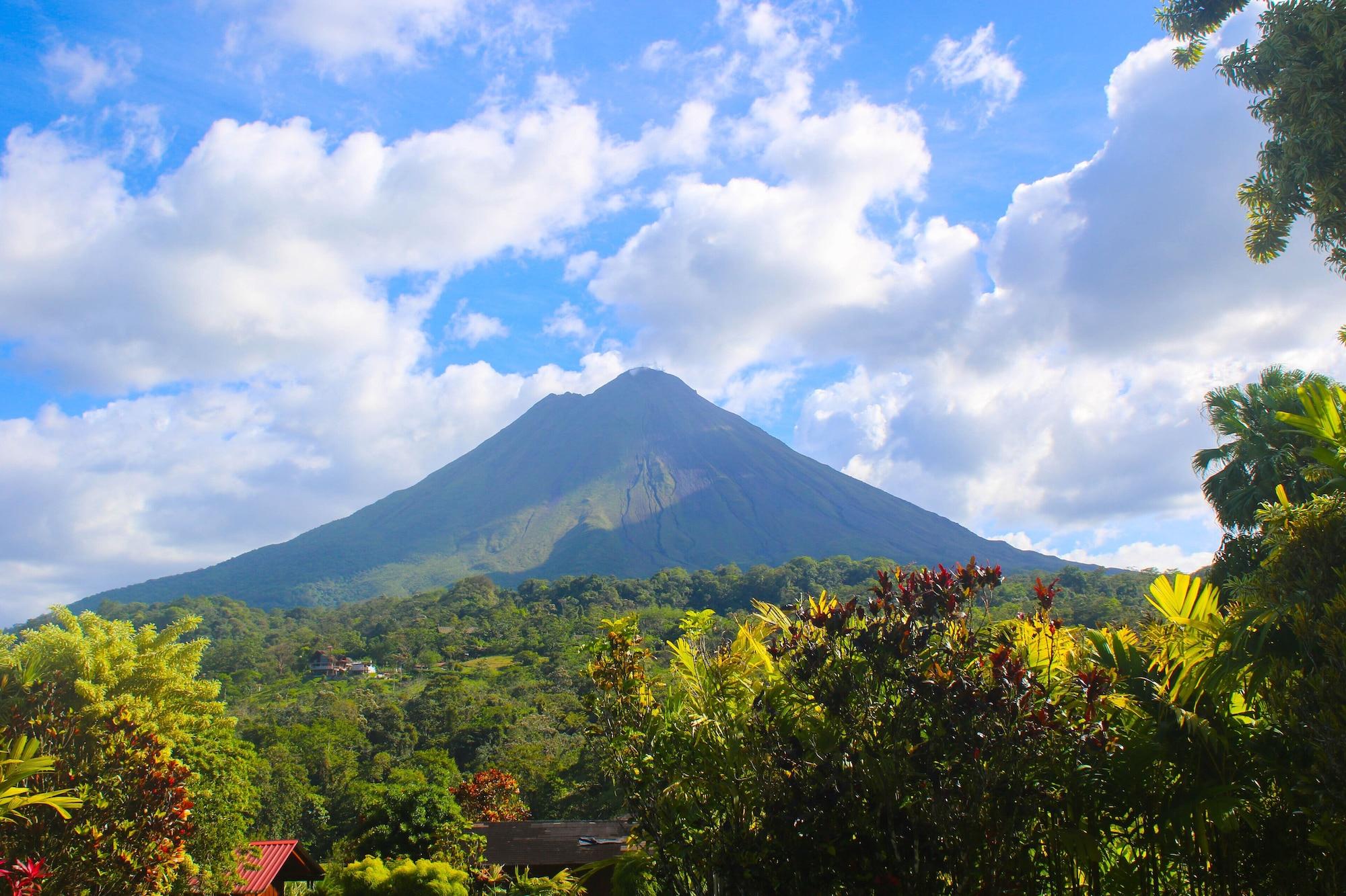 Arenal Paraiso & Thermo Mineral Hot Springs Hotel