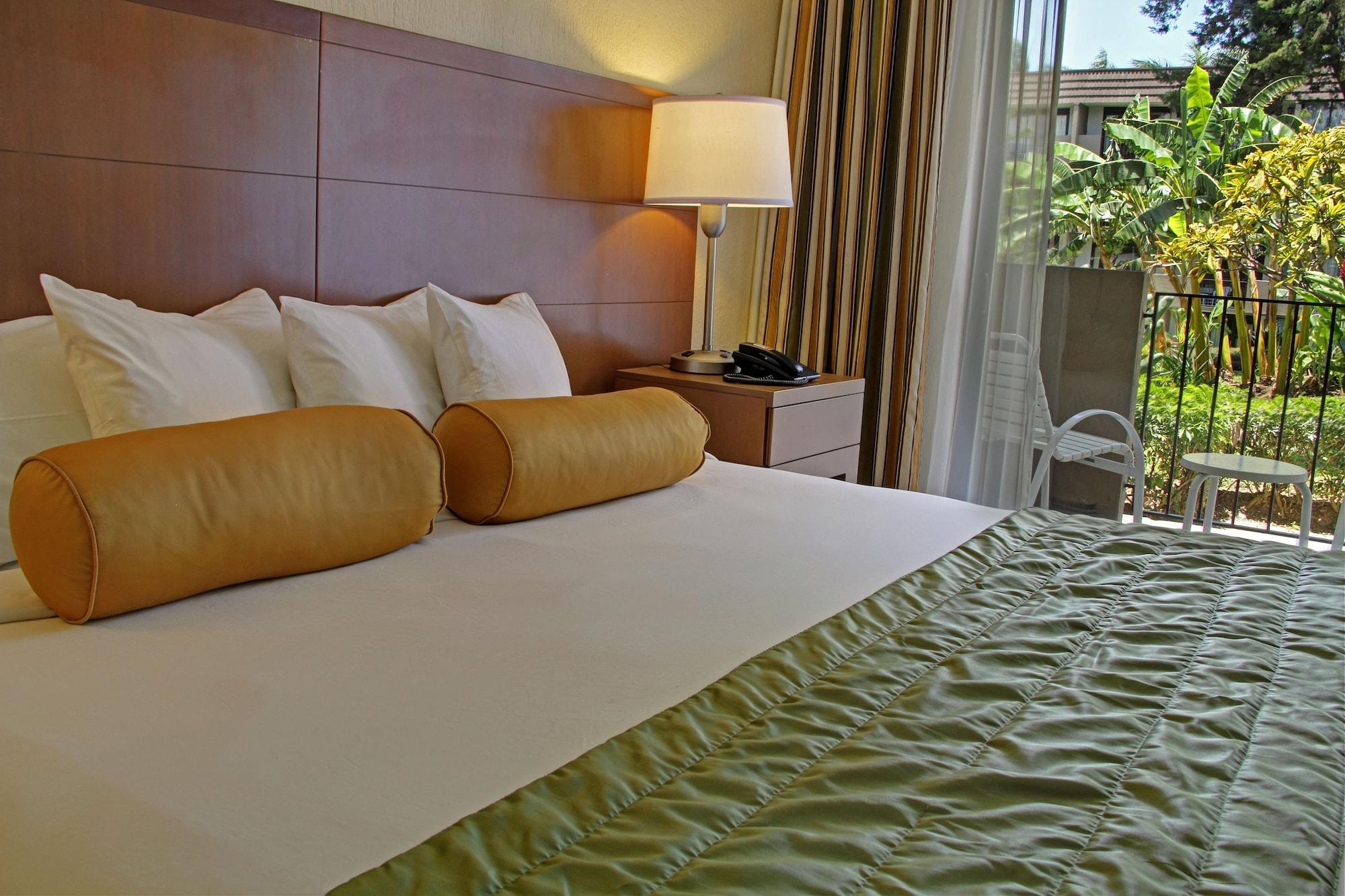 Hotel Irazu & 4*