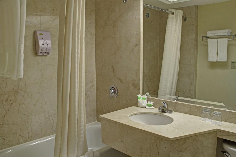 Irazu & Hotel 4*