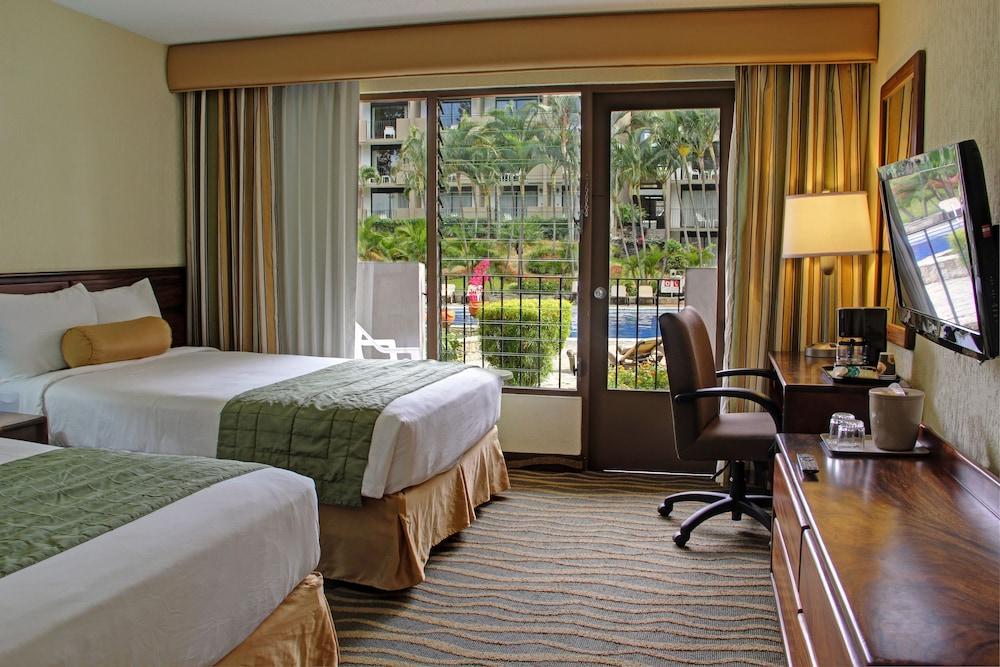 Irazu & Hotel 4*
