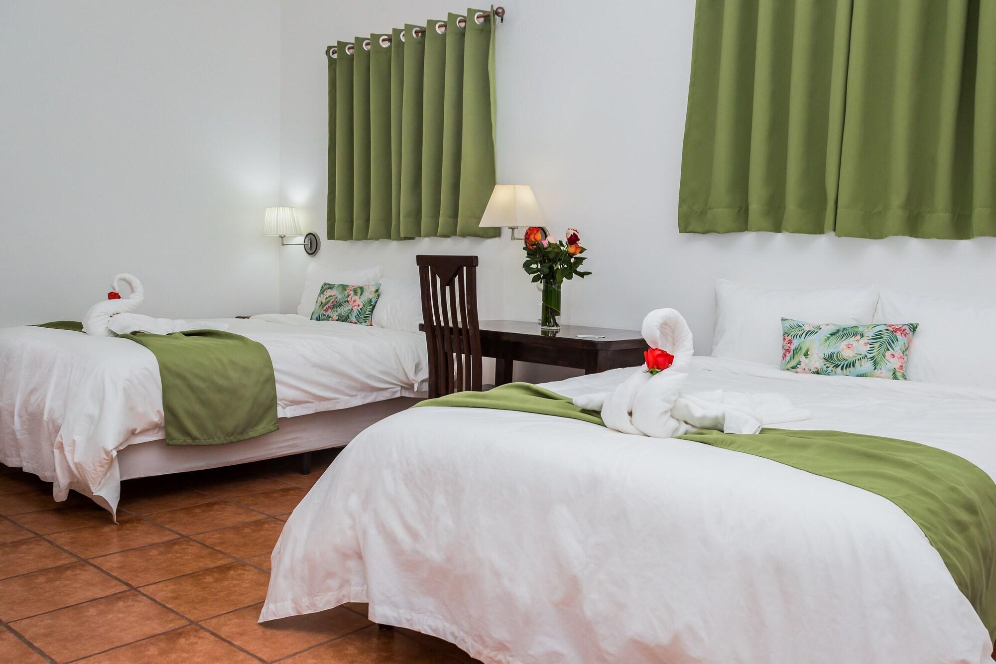 Coco Palms Hotel Playas del Coco