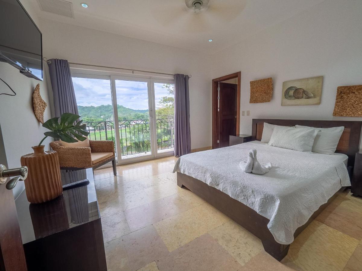 Ocean Terrace, Beachfront- A505 Apartment Jaco