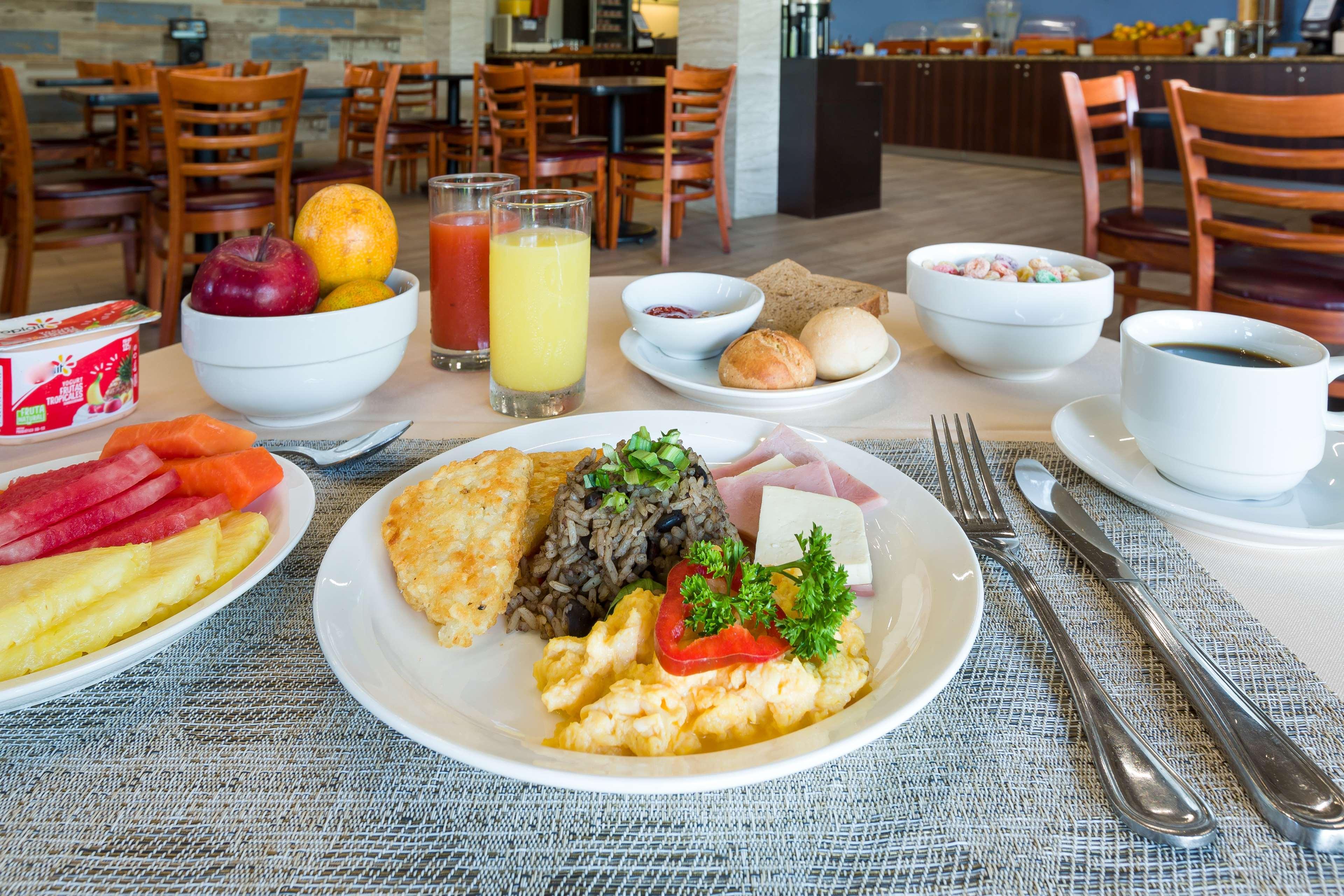 Irazu & Hotel 4*