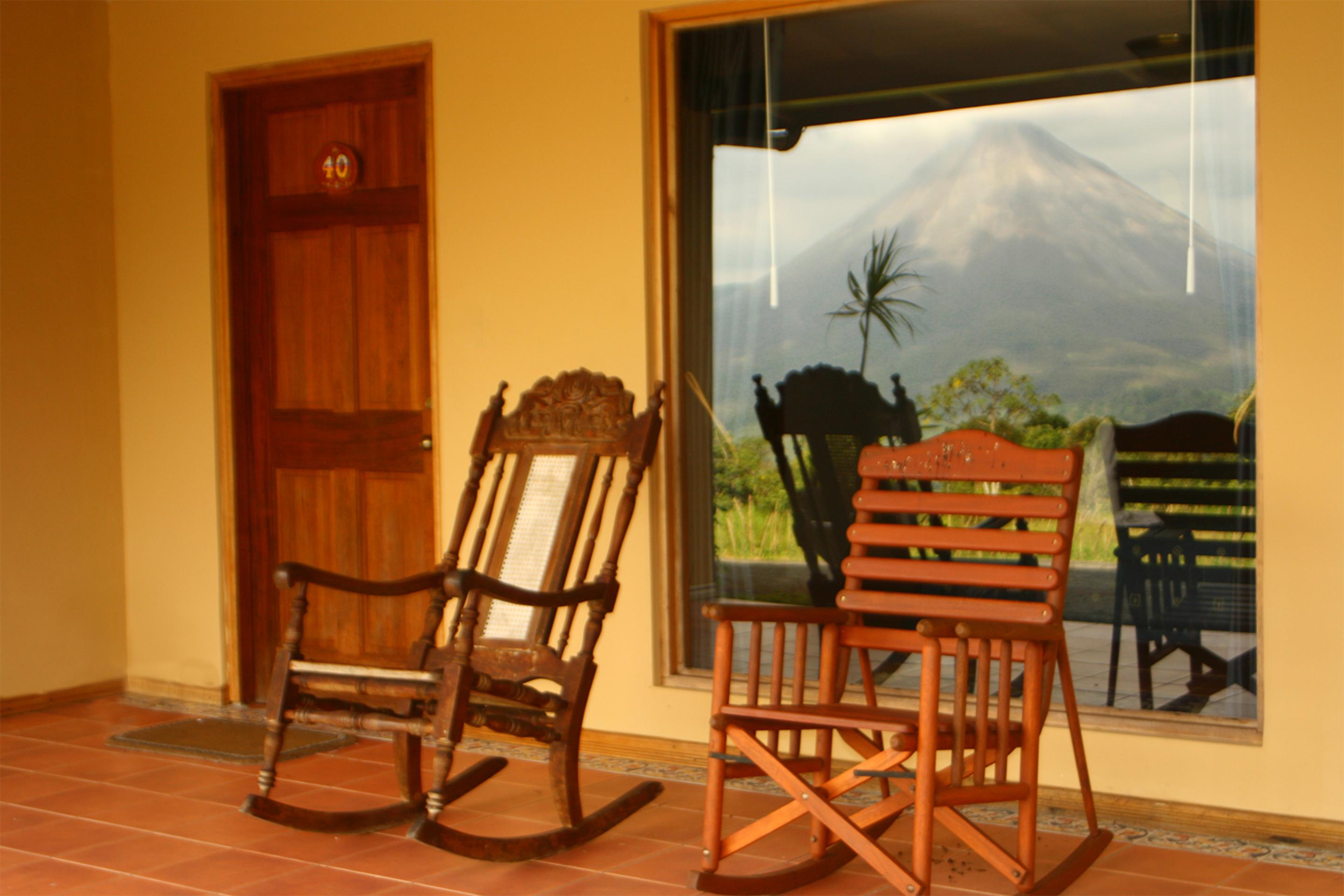 Arenal Lodge *