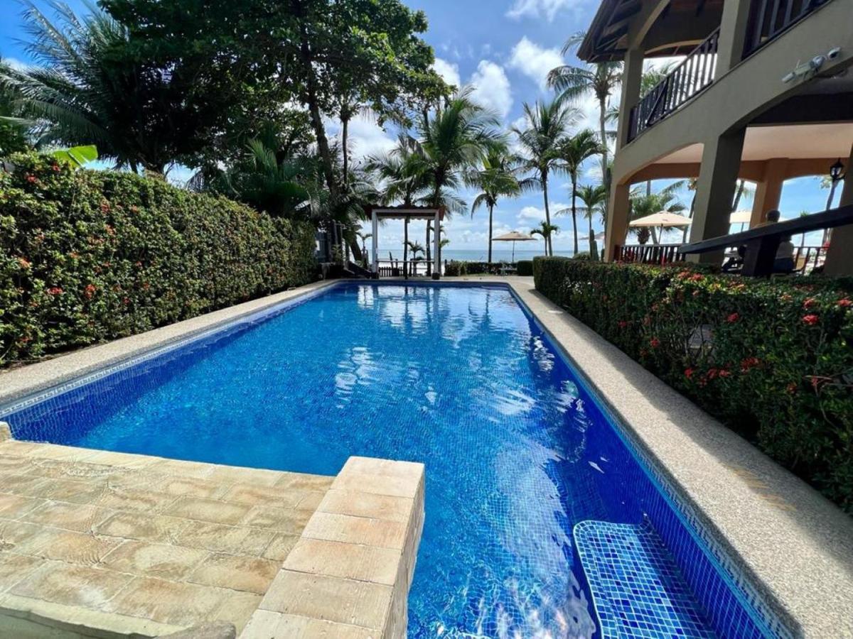 The Backyard Beachfront * Jaco