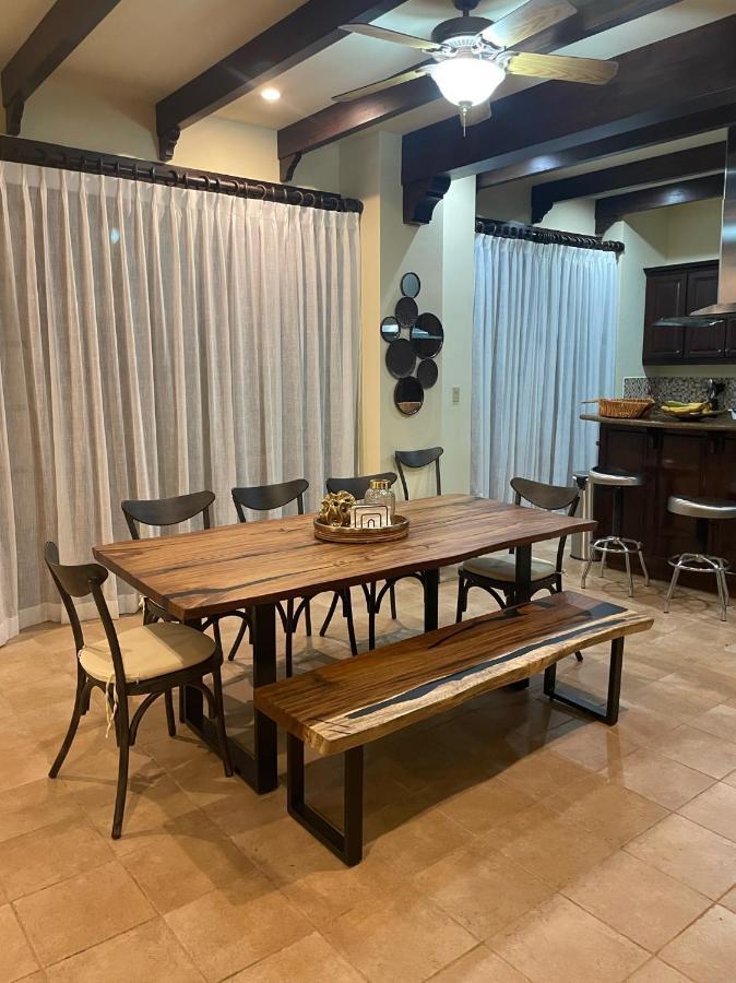 3 Bedroom In Hacienda Pinilla Villa *