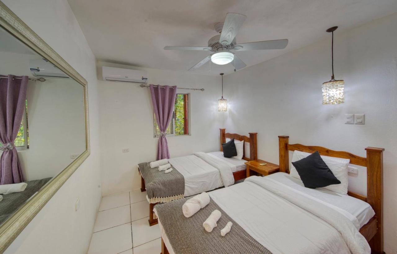Jungle's Edge Hotel 3*