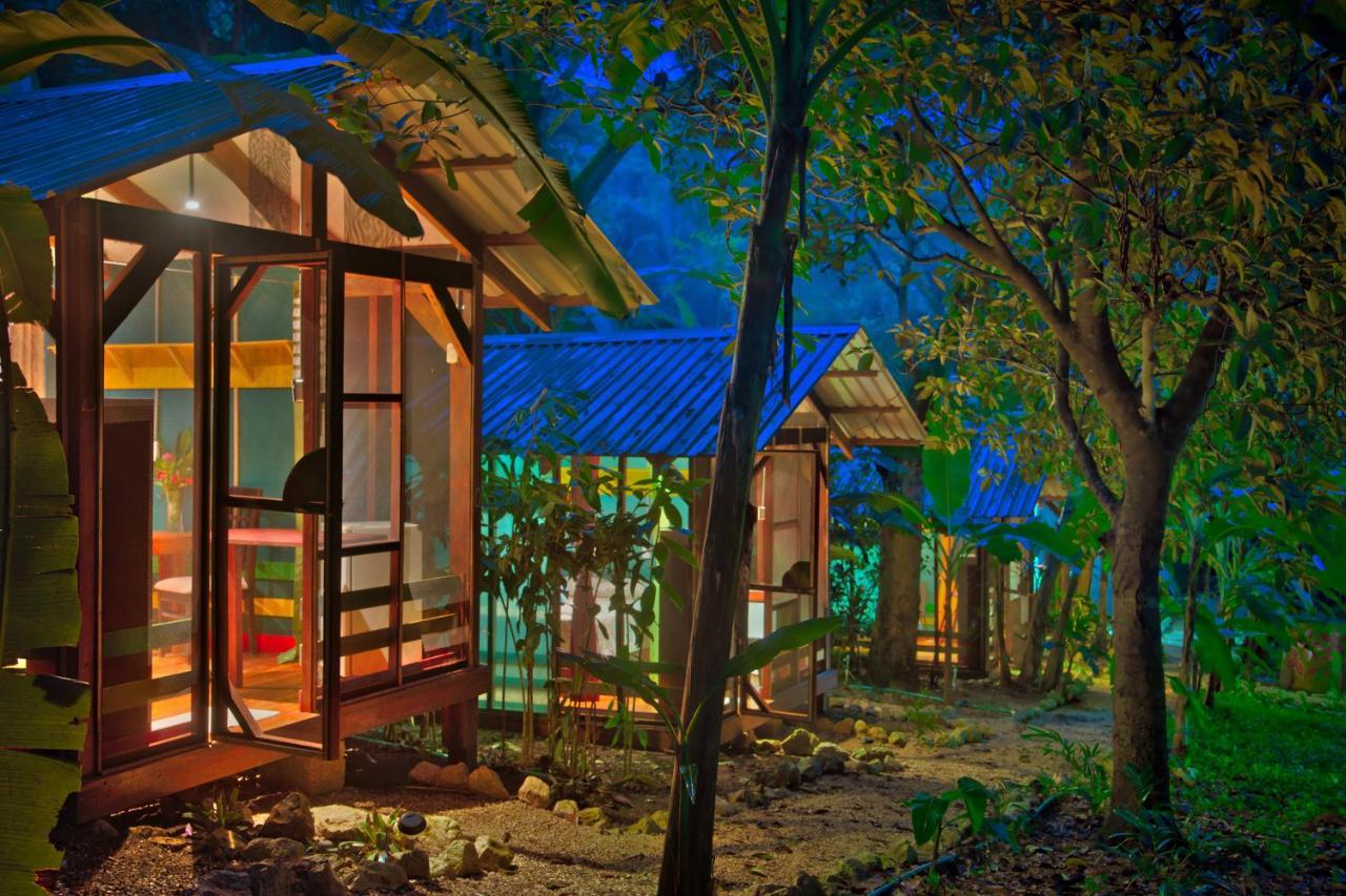 Jungle's Edge Hotel 3*
