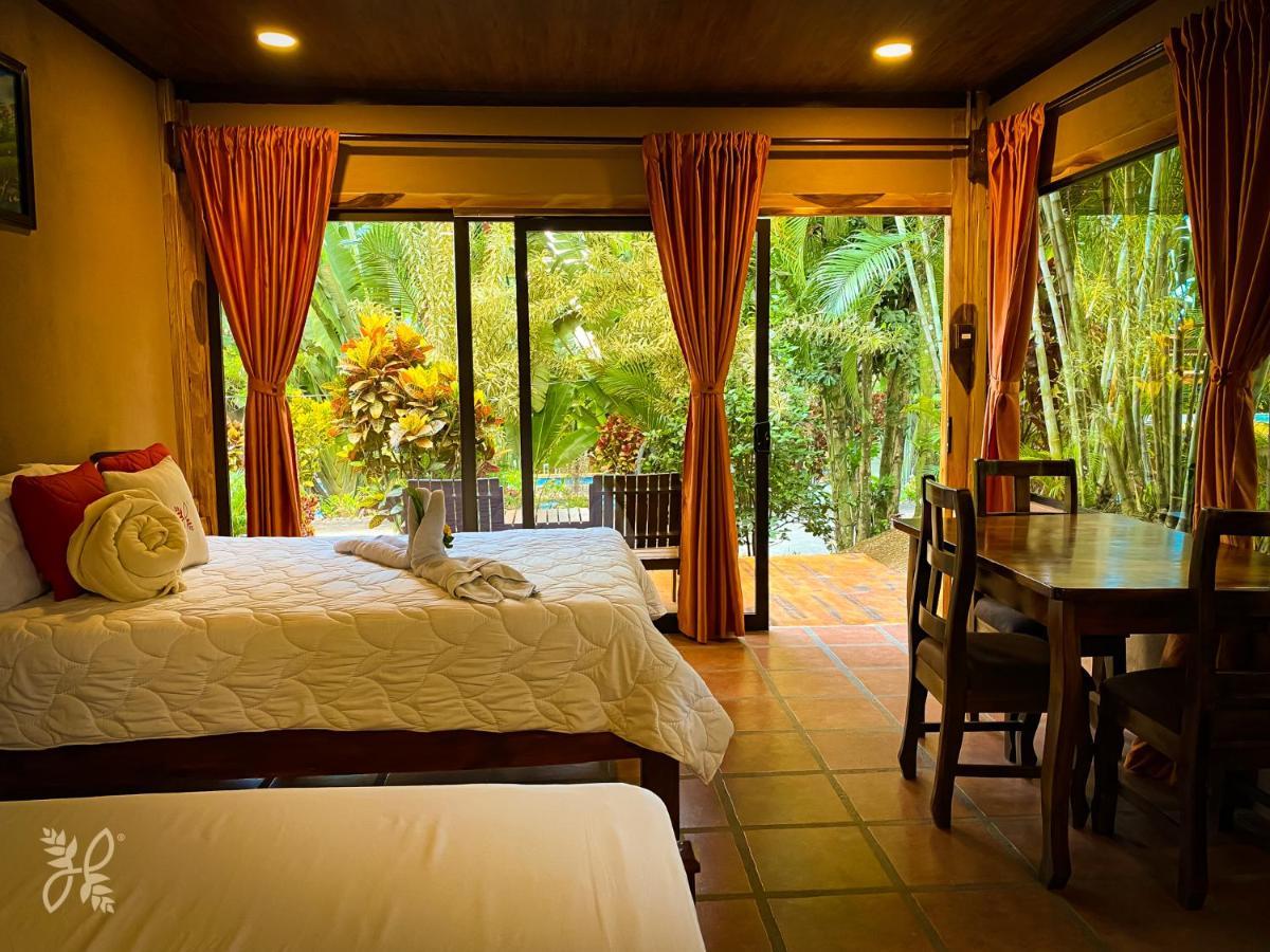Hotel Heliconias Nature & Hot Springs 4*