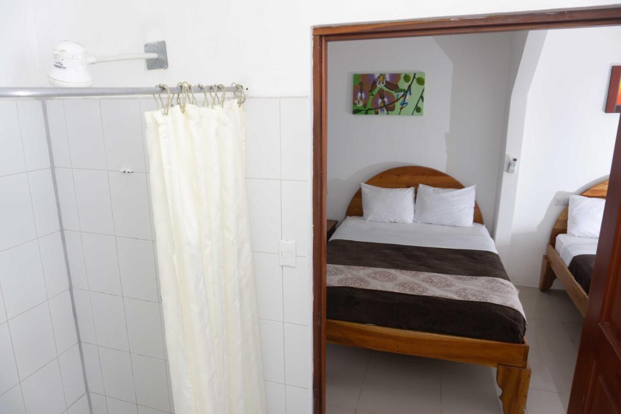 Arenal Poshpacker Hostel *