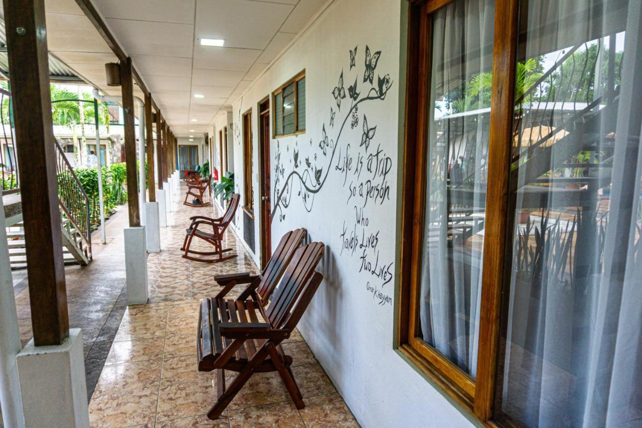 Arenal Poshpacker Hostel *