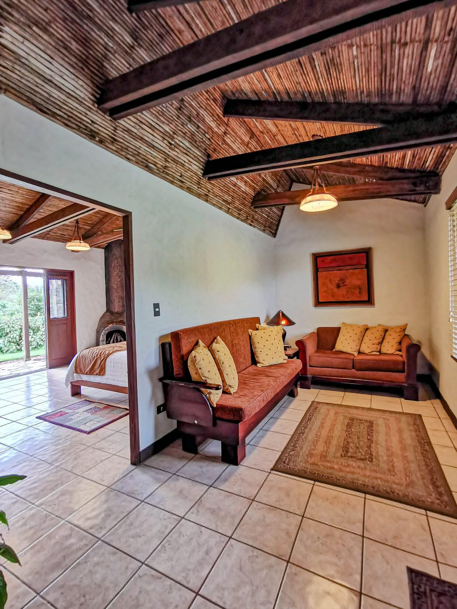 Blanca Cloud Forest & Retreat Hotel