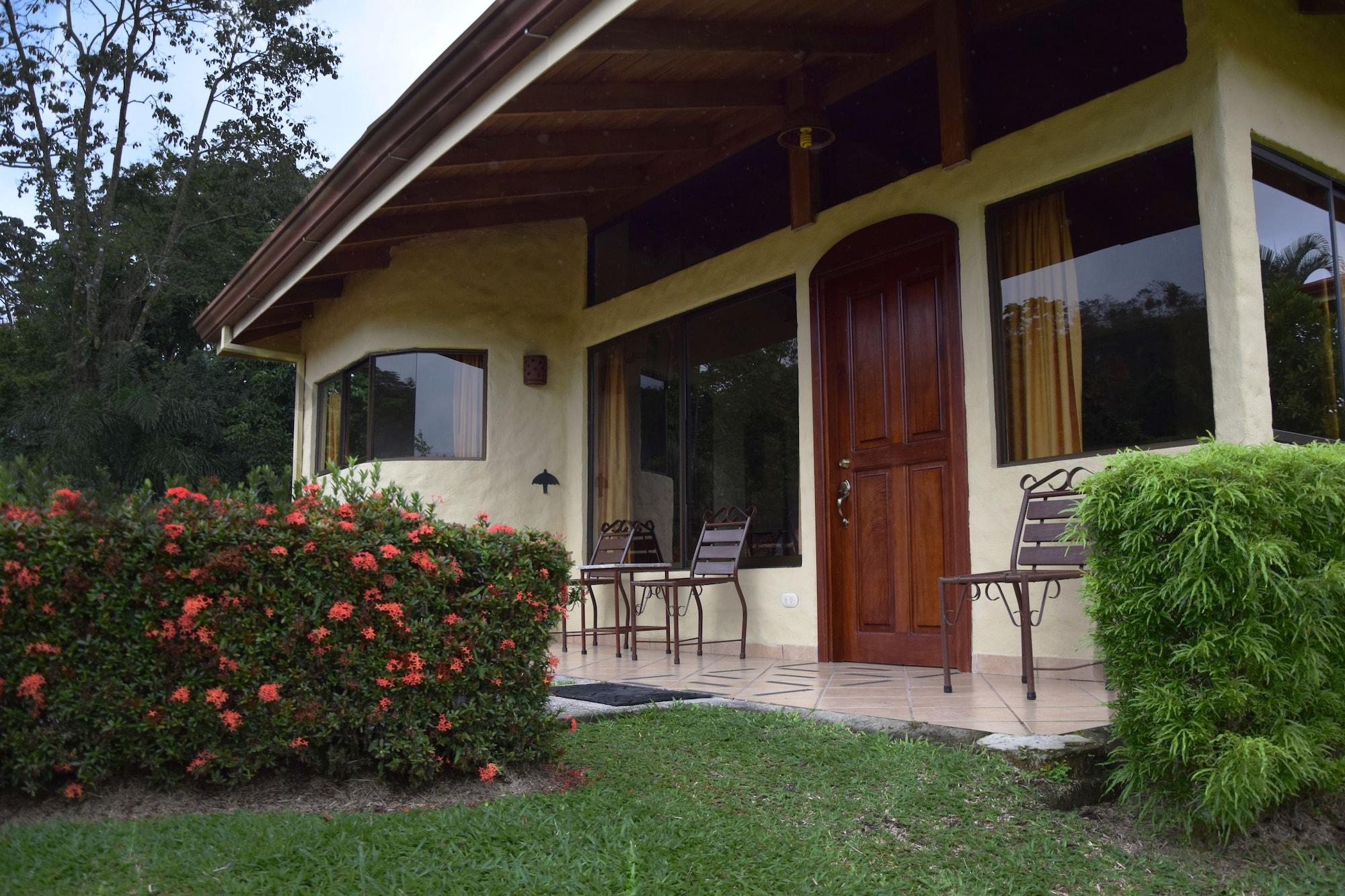 Hotel Arenal Volcano 3*