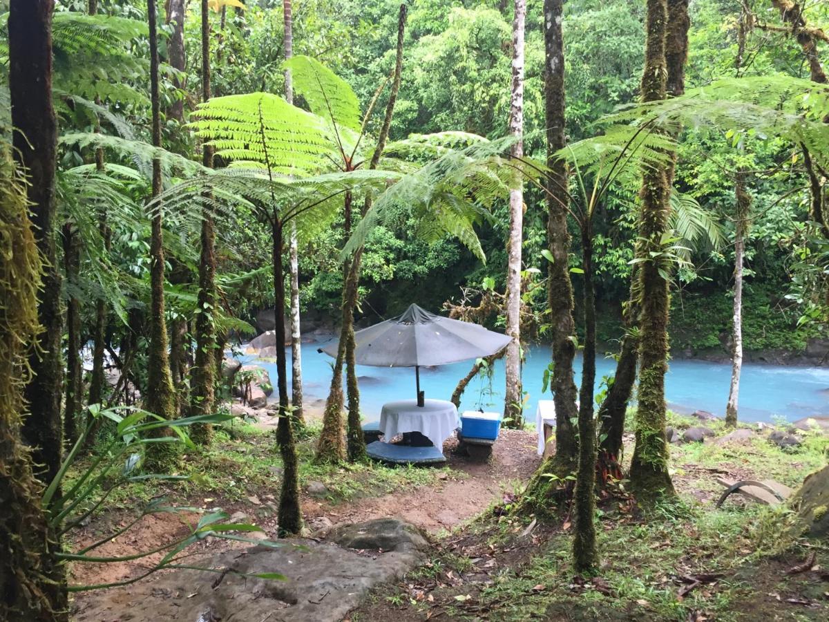 Hotel Cabinas Piuri Rio Celeste