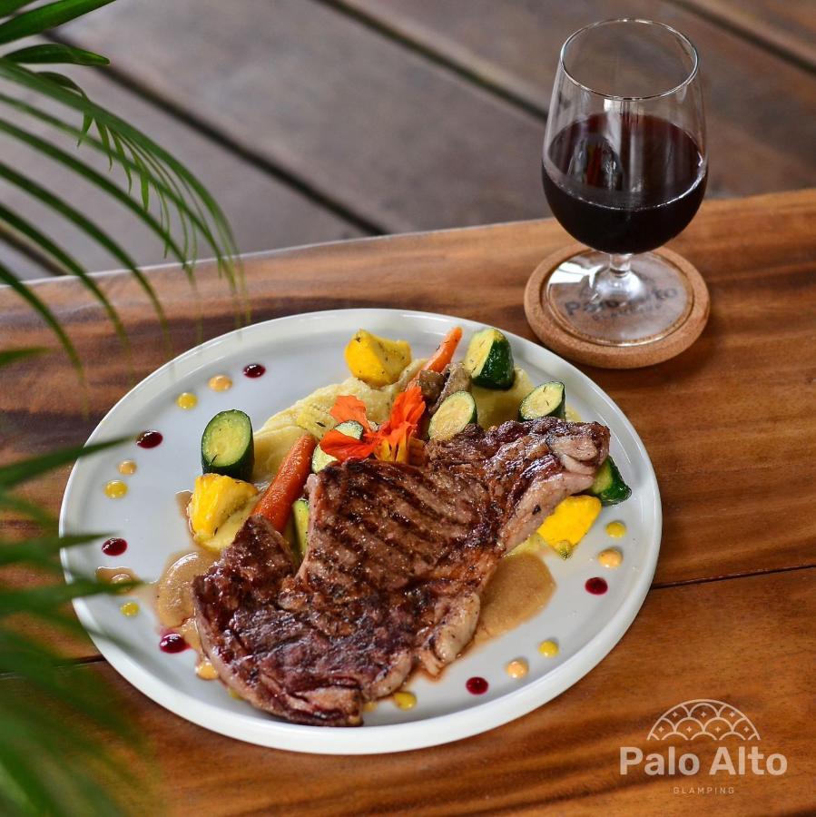 Palo Alto Glamping Hotel *