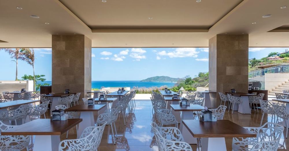 Wyndham Hotel 4*