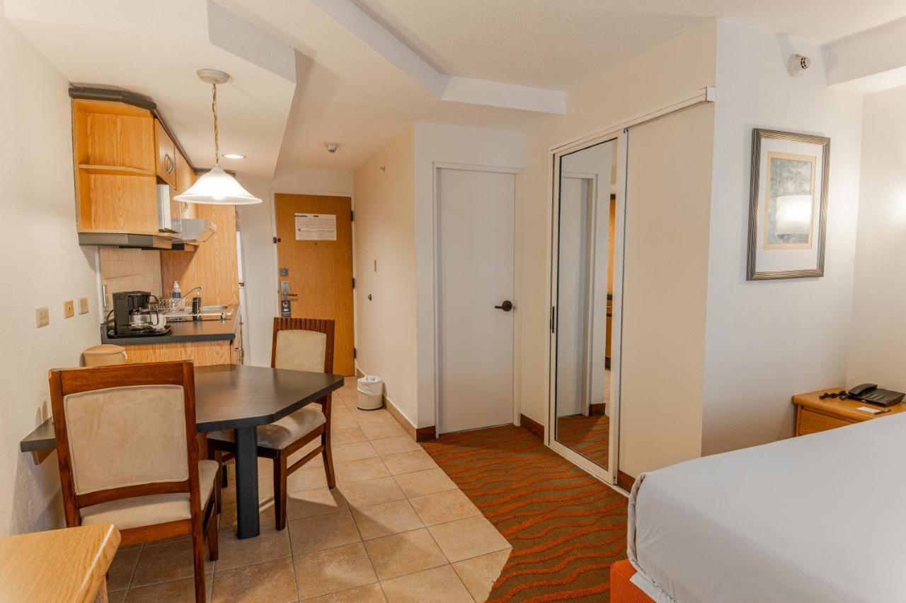 Irazu & Hotel 4*