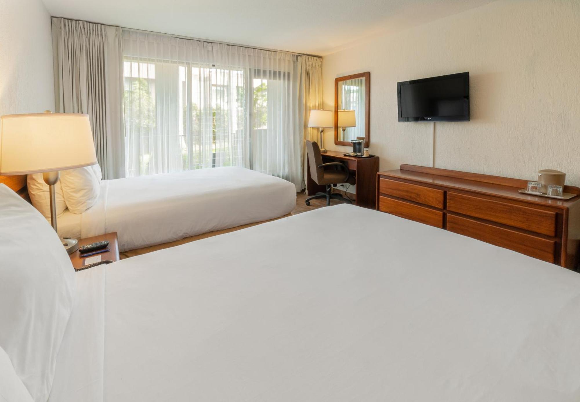 Irazu & Hotel San Jose (San Jose)