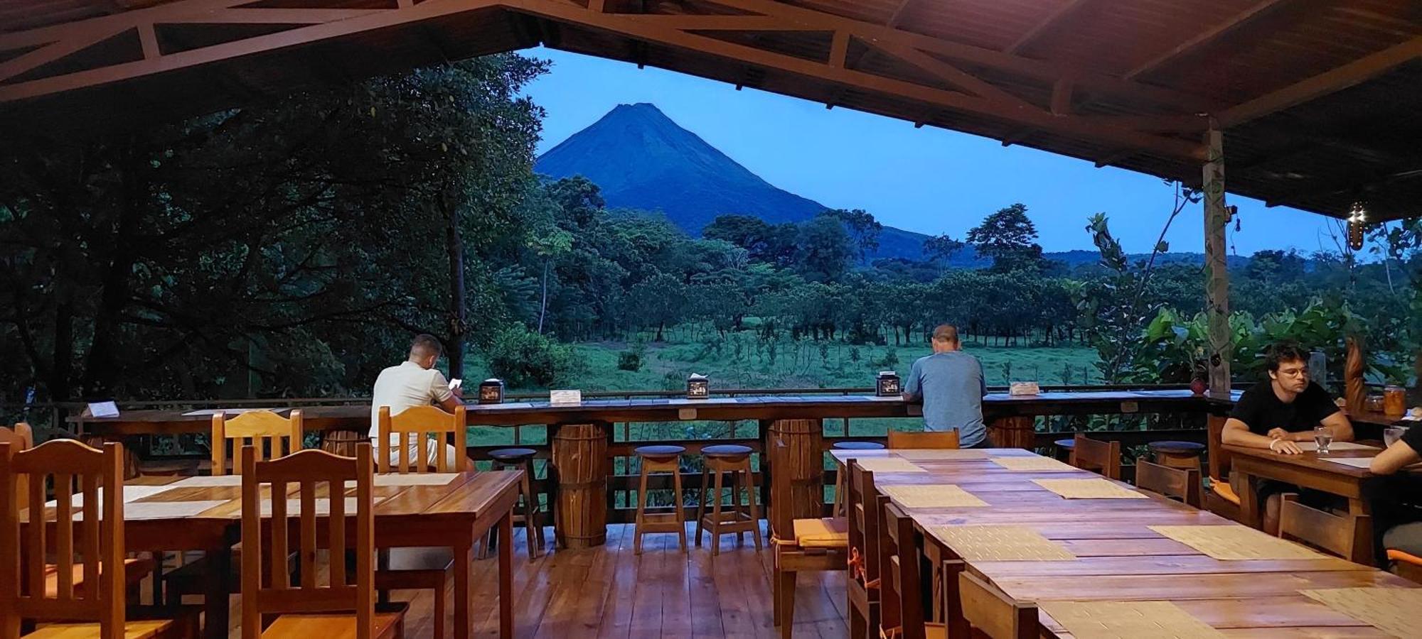 Arenal Monara