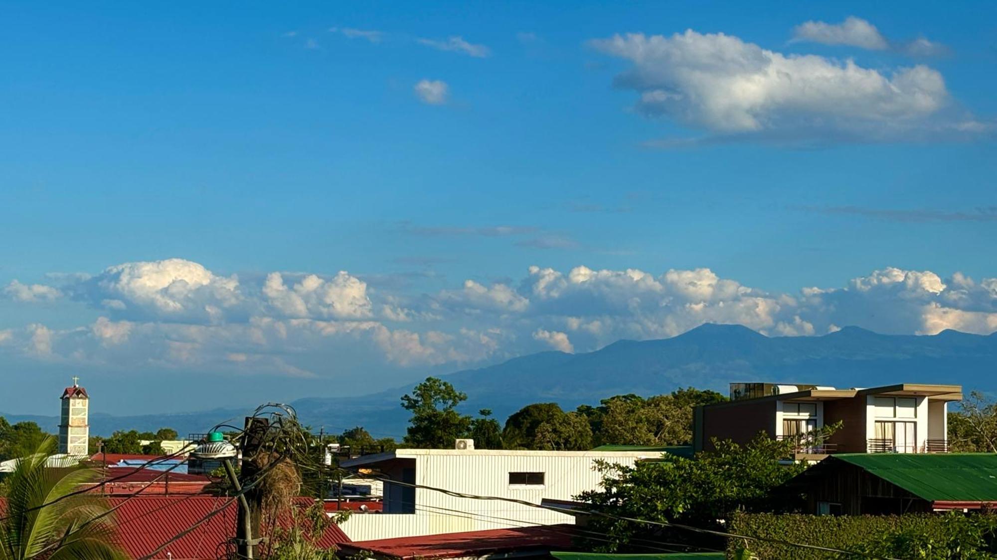 Hotel Arenal Monara *