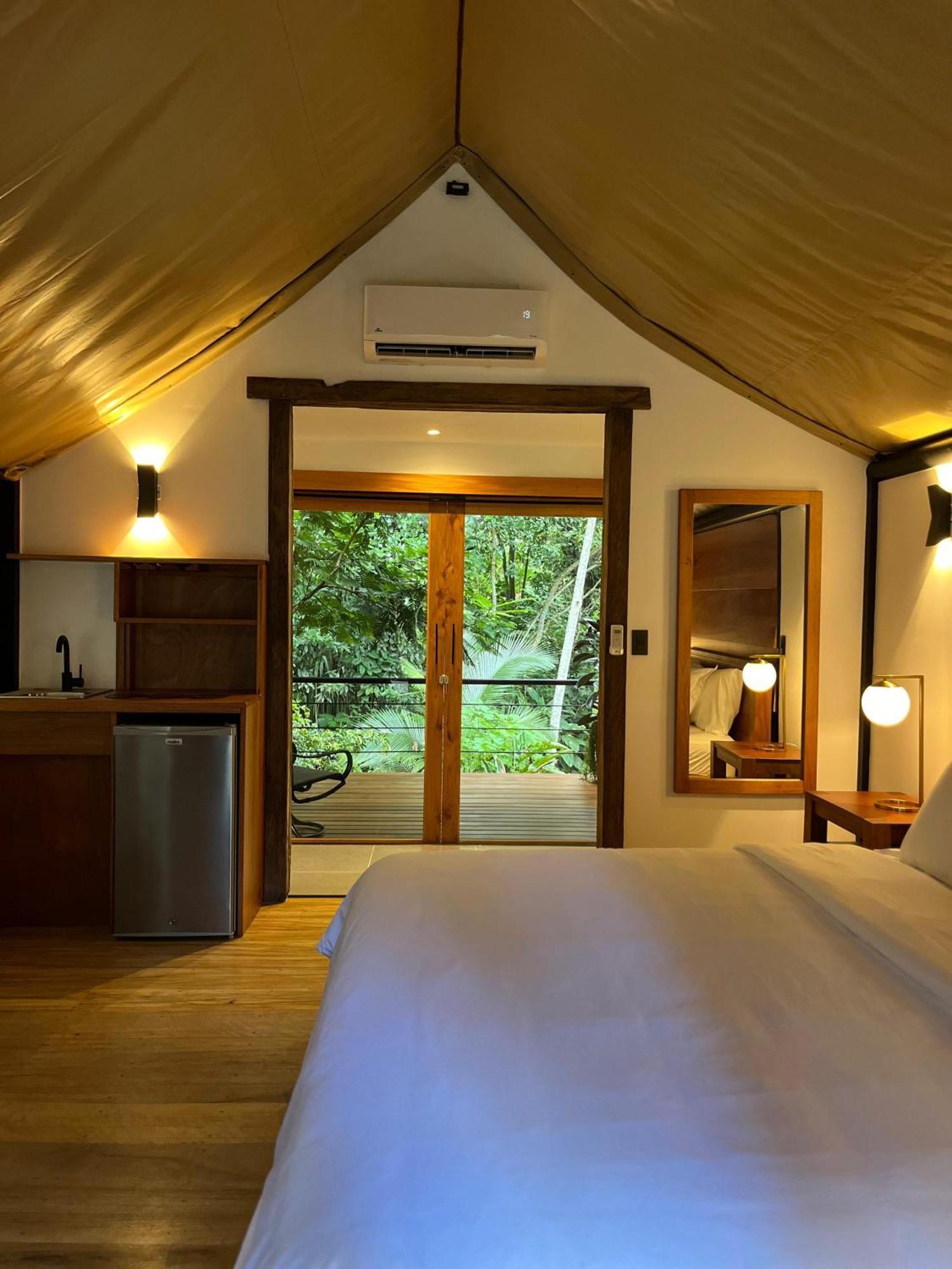 Arenal Glamping