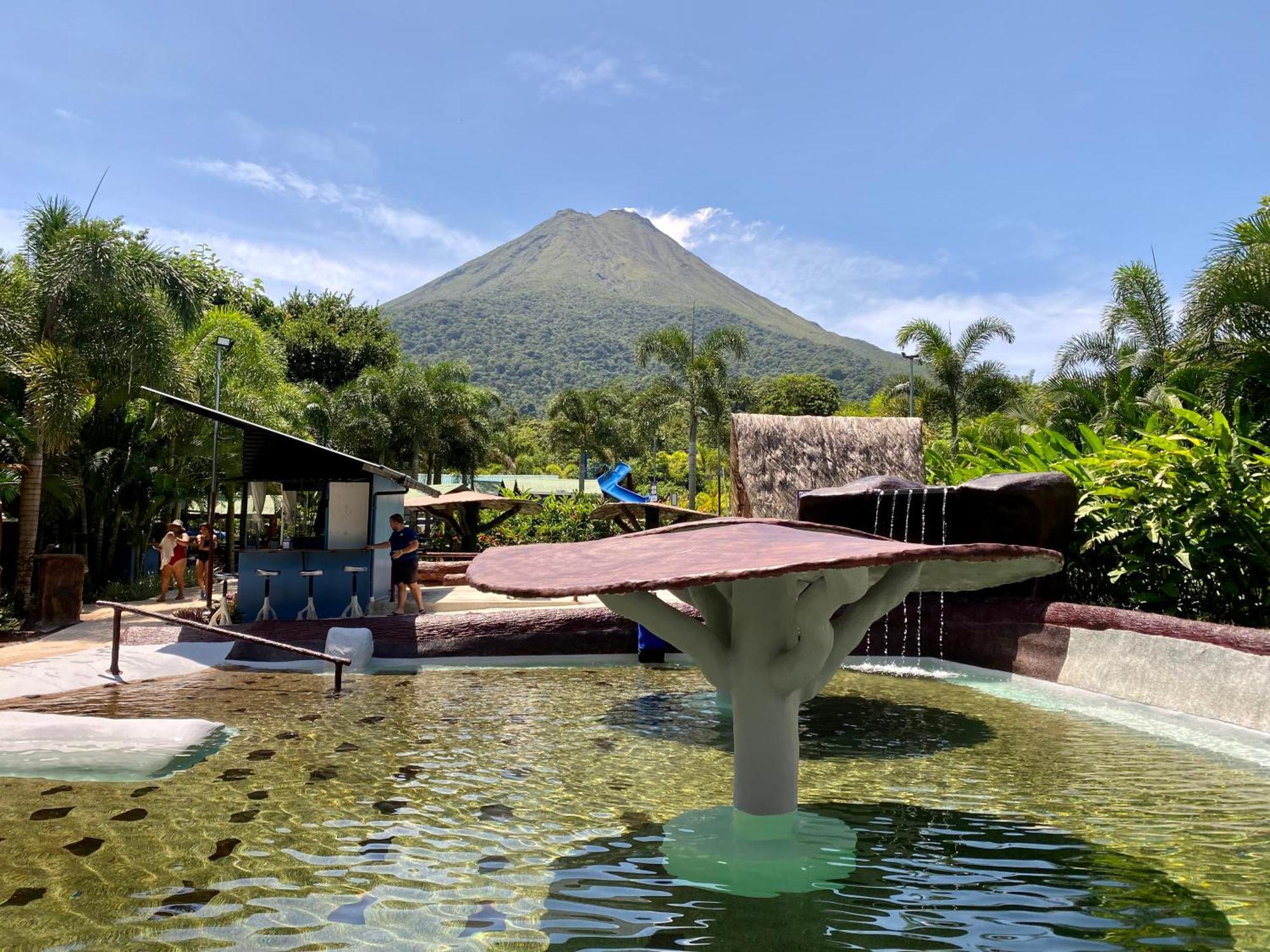 Hotel Termales Del Arenal