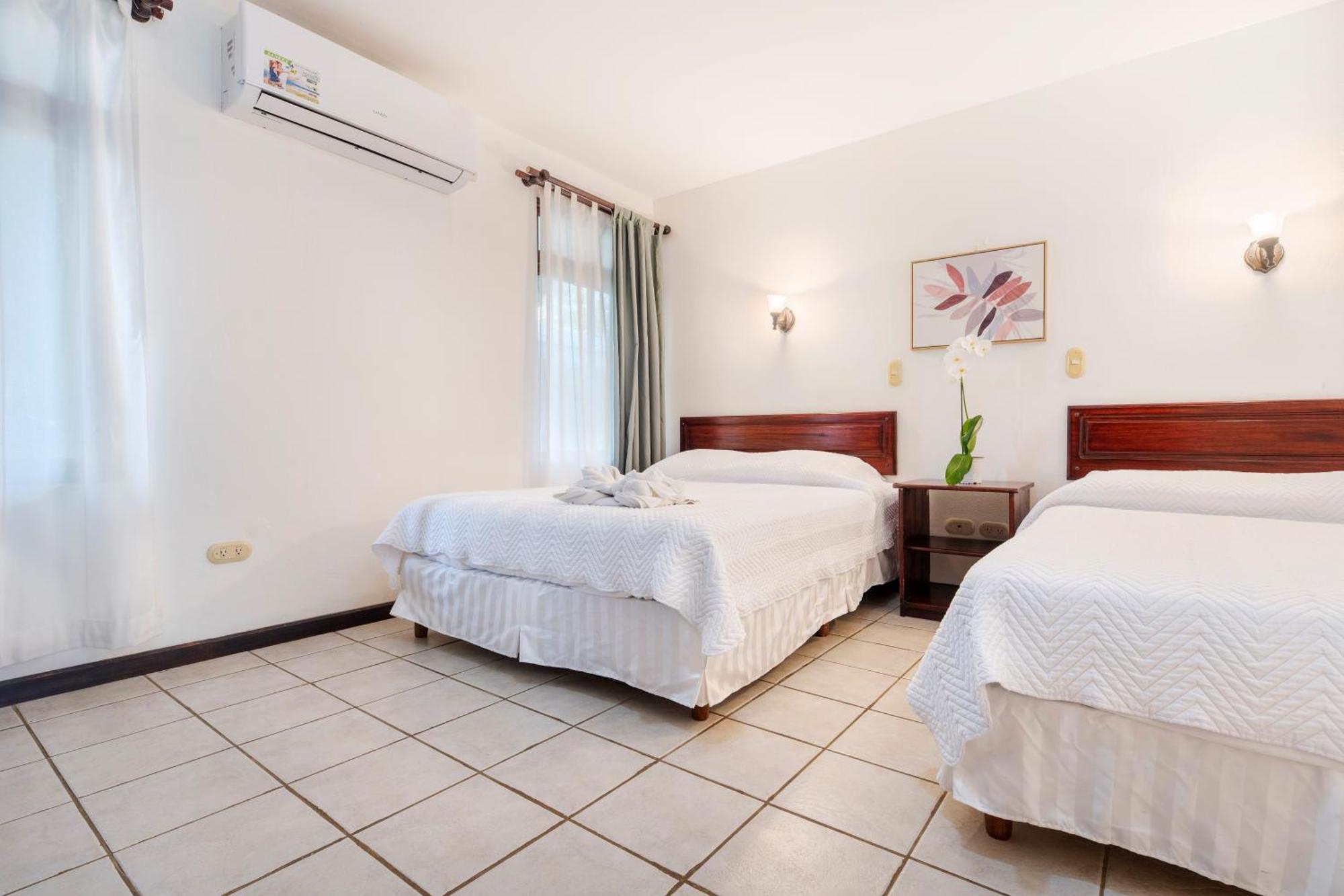 Hotel & Tangeri Jaco