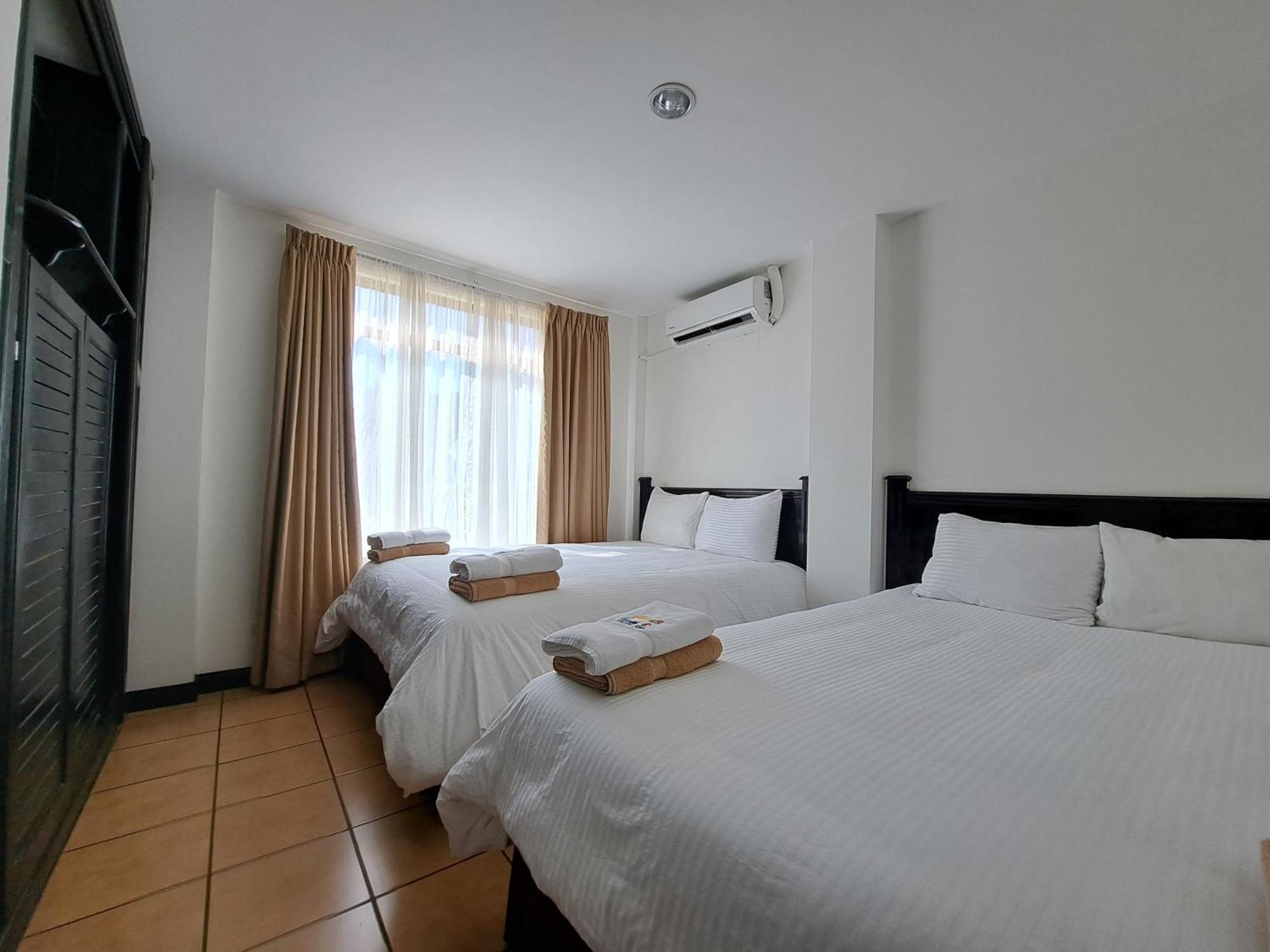 Nacazcol - Playas Del Hotel