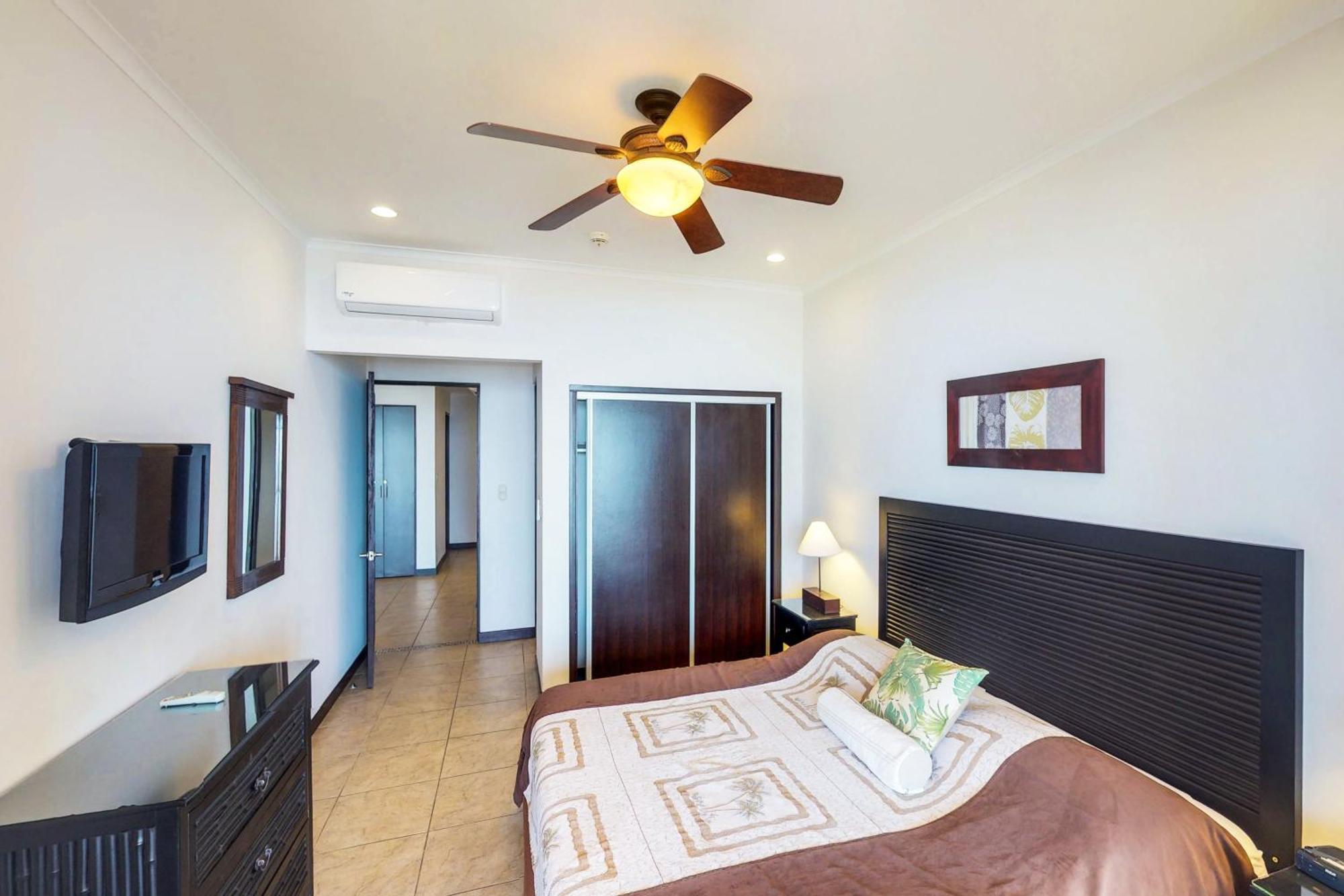 The Palms 501