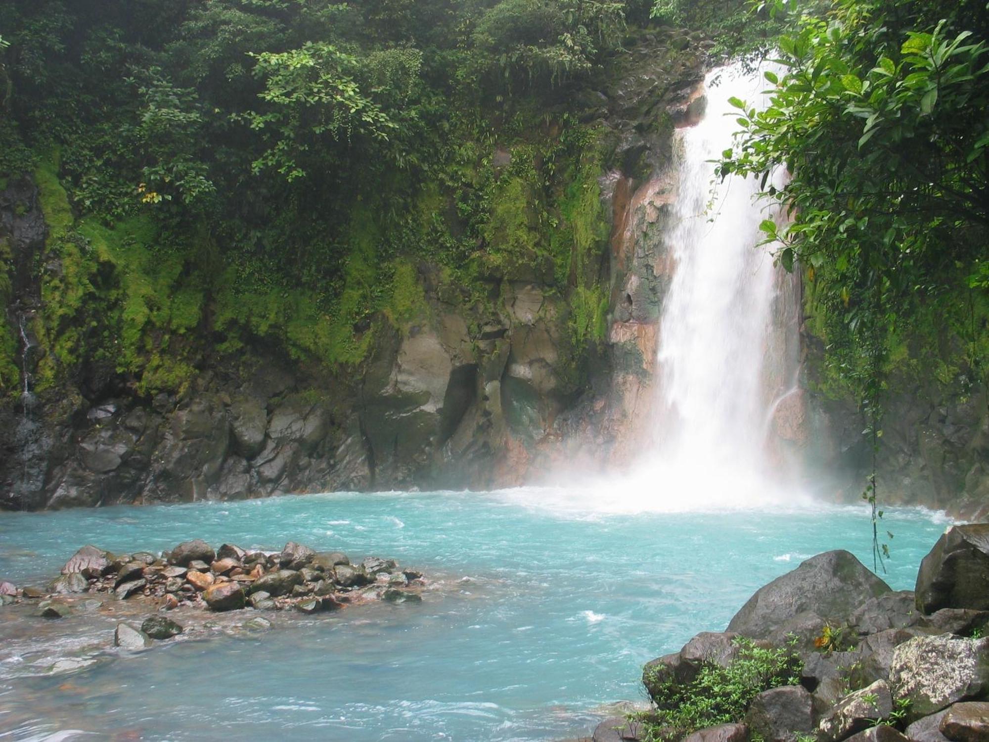Cataratas Lodge, Incluye Tour Autoguiado Waterfalls Hike Bijagua