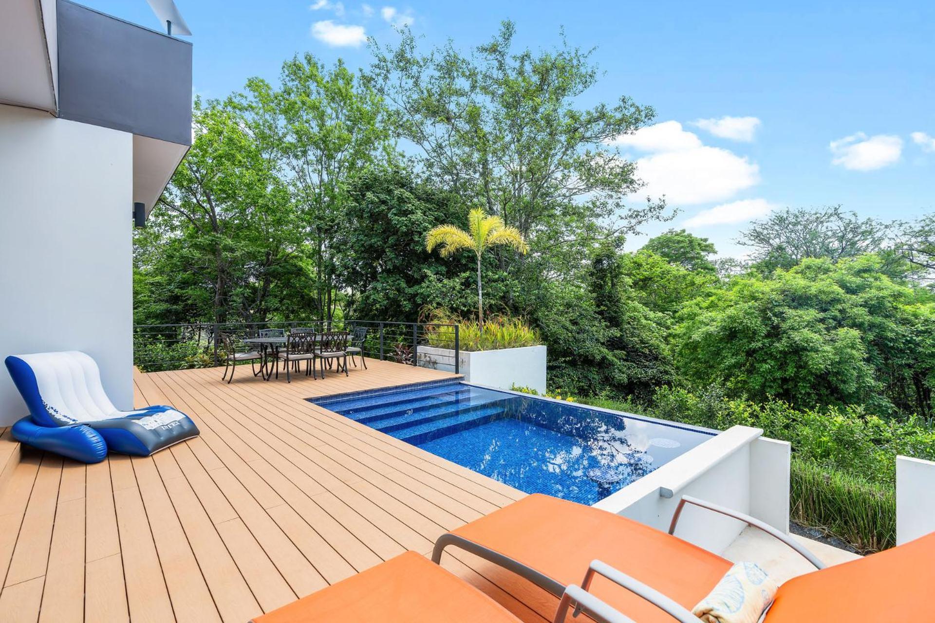 Holiday home Brand-new 3bd Hilltop With Pool Coco