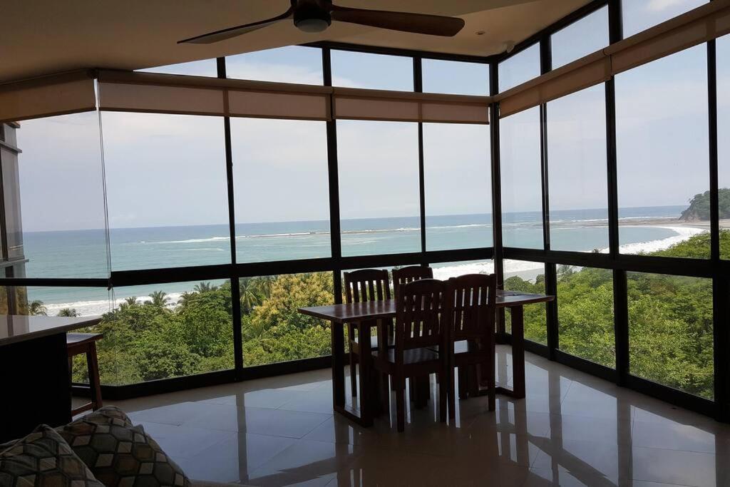 Awesome Ocean & Views Of Beautiful Samara-cr Apartment Samara