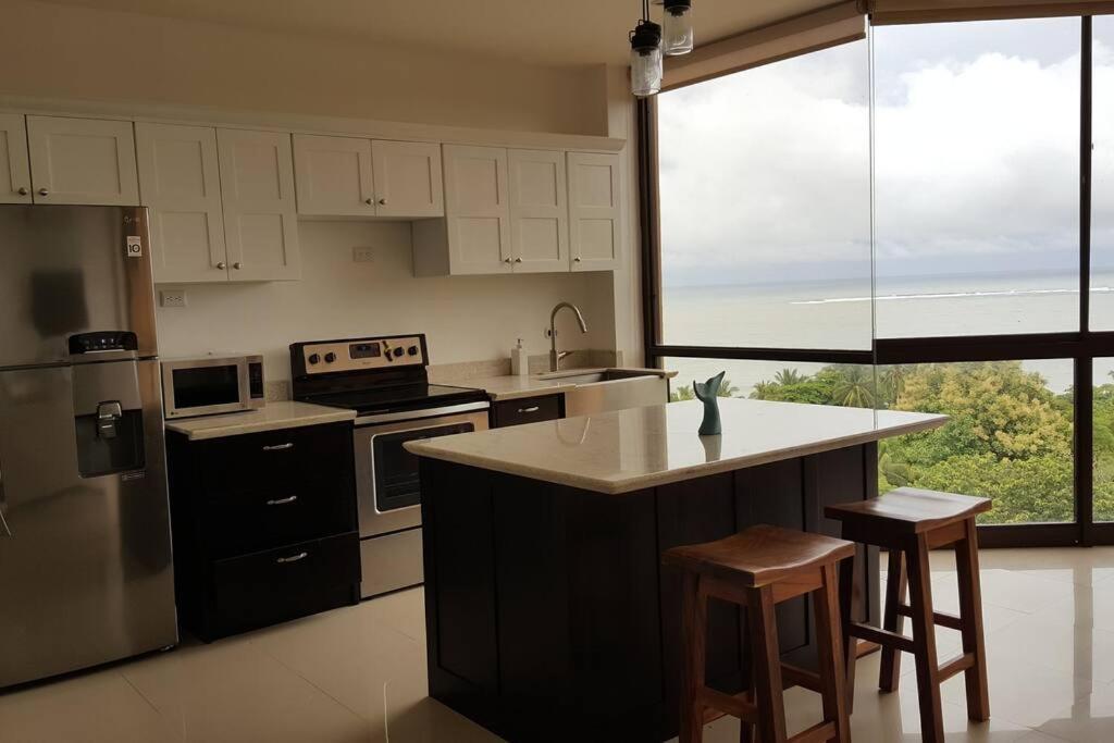 Awesome Ocean & Views Of Beautiful Samara-cr Samara