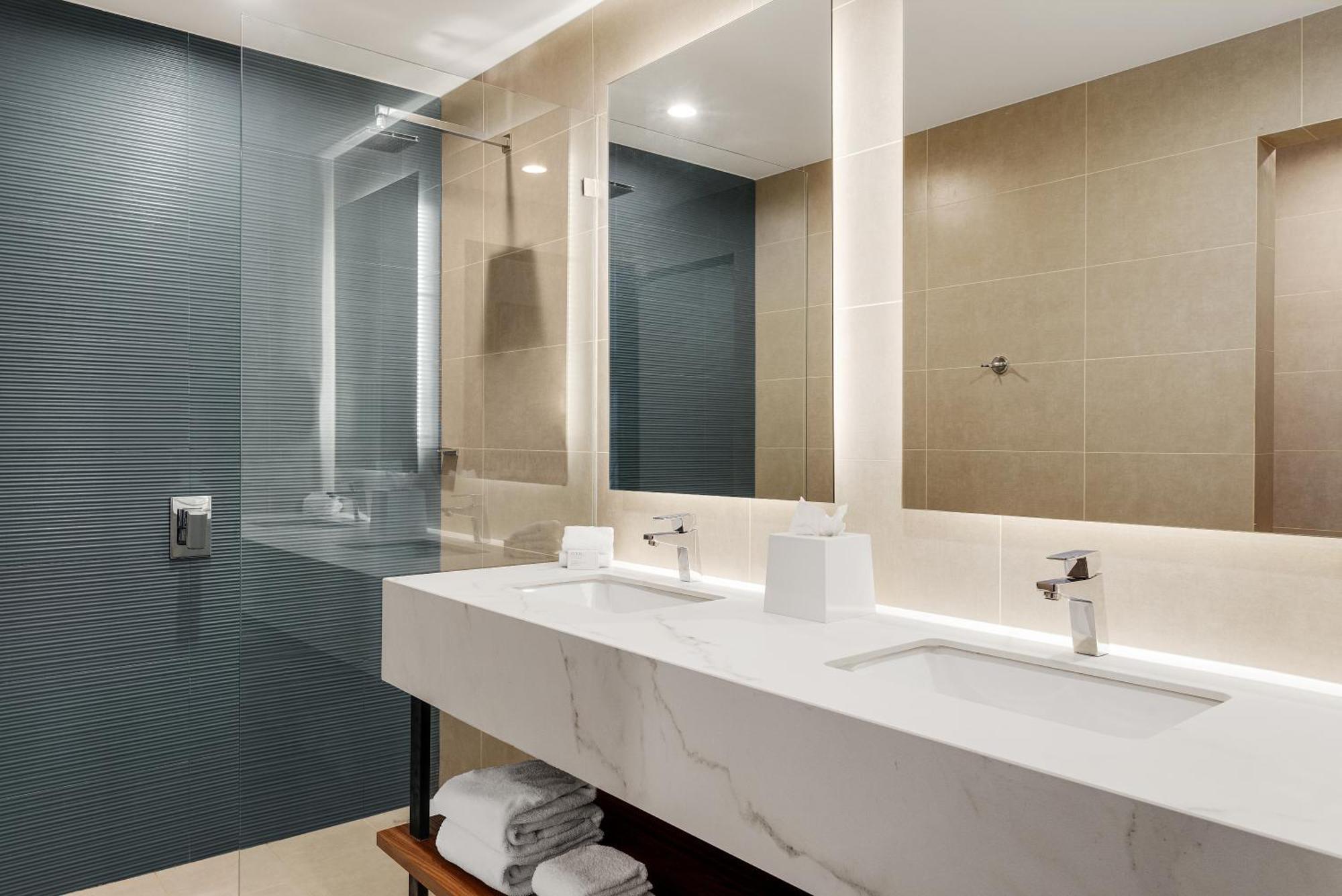 Hilton Garden San Jose Airport Mall Hotel