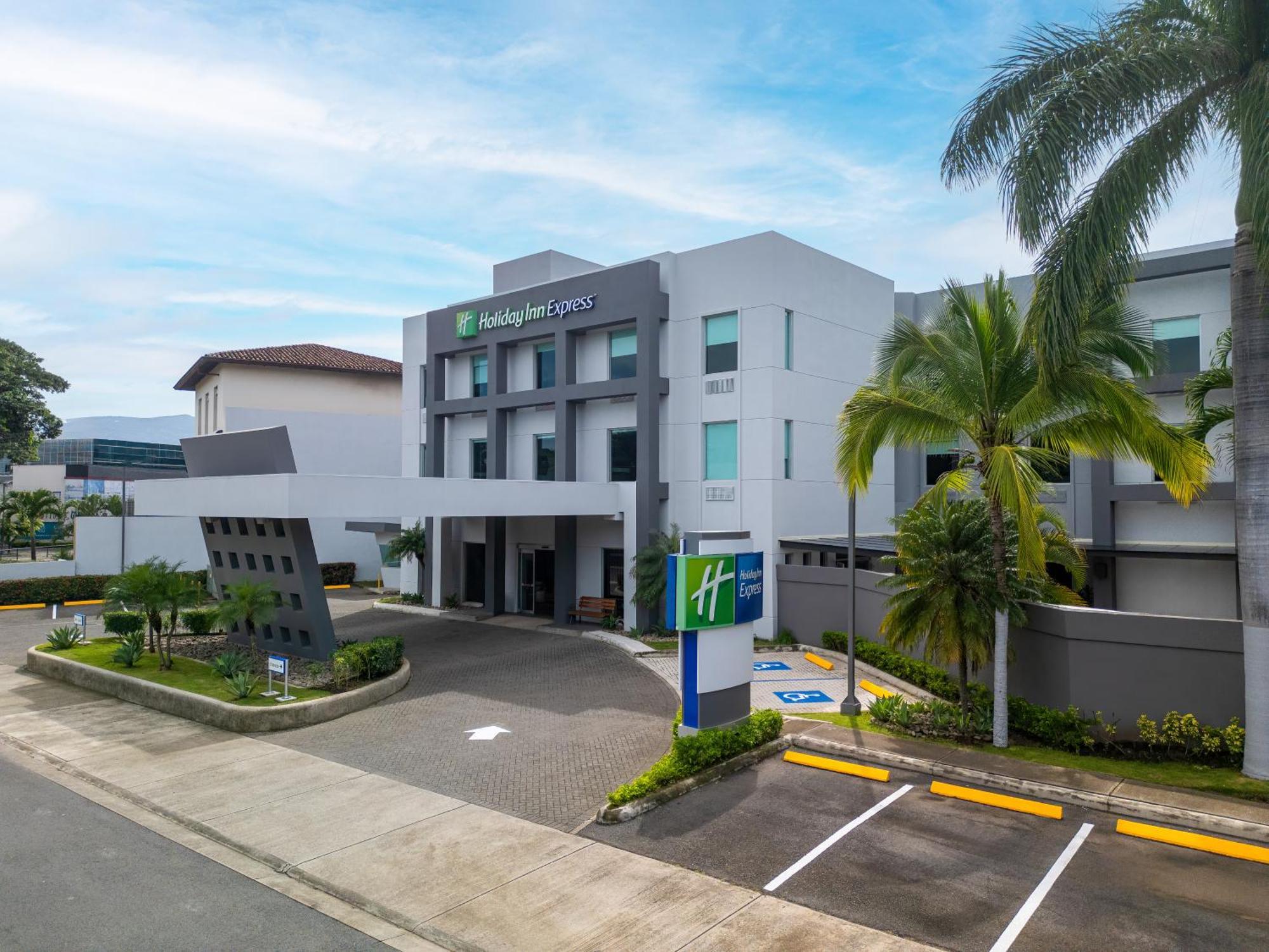 Hotel Holiday Express Forum Costa Rica By Ihg San Jose (San Jose)