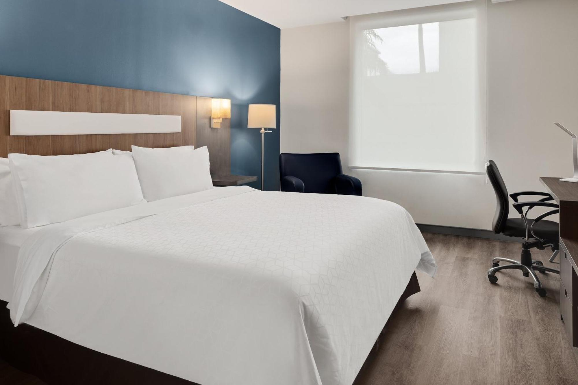 Hotel Holiday Express Forum Costa Rica By Ihg San Jose (San Jose)