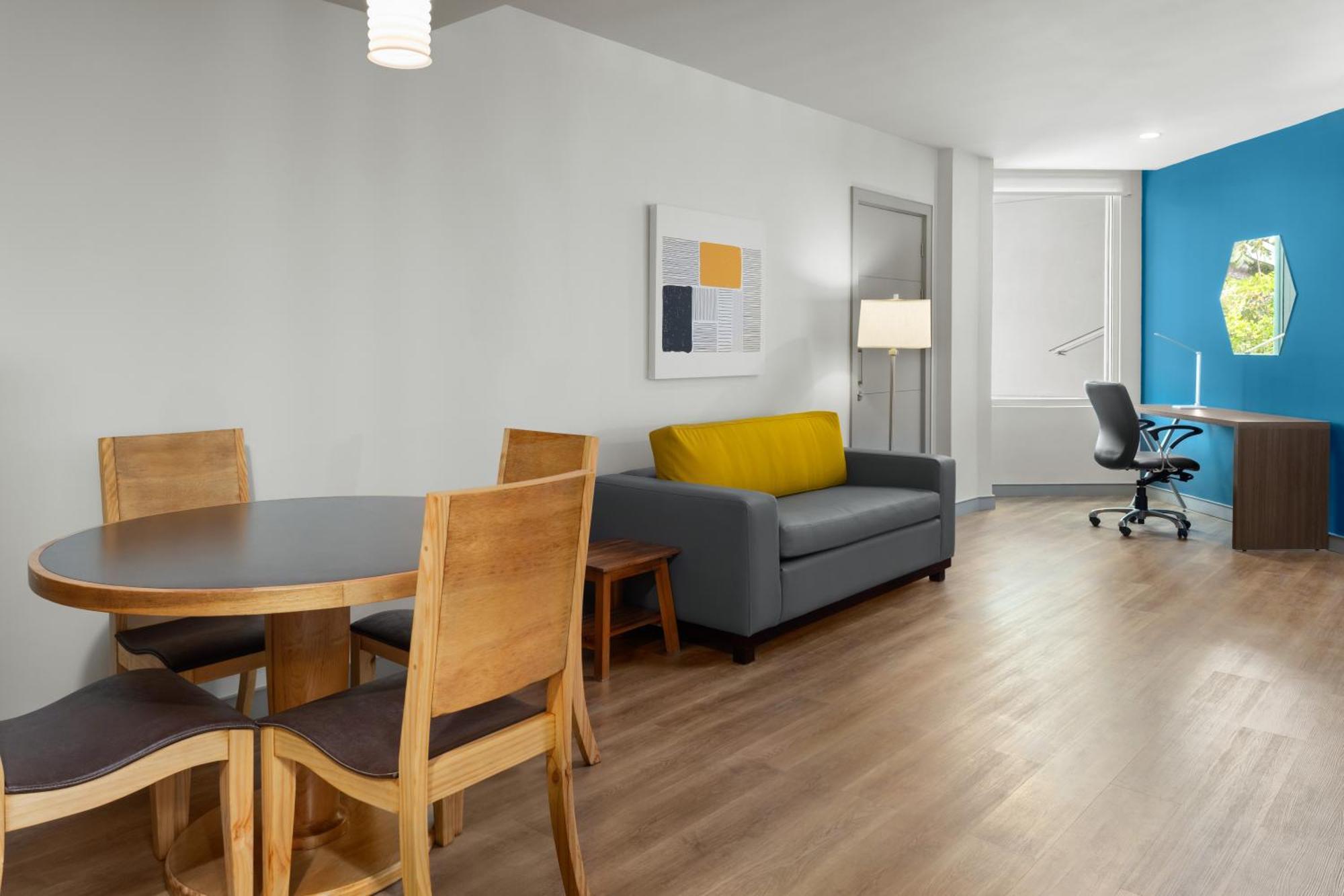 Hotel Holiday Express Forum Costa Rica By Ihg San Jose (San Jose)