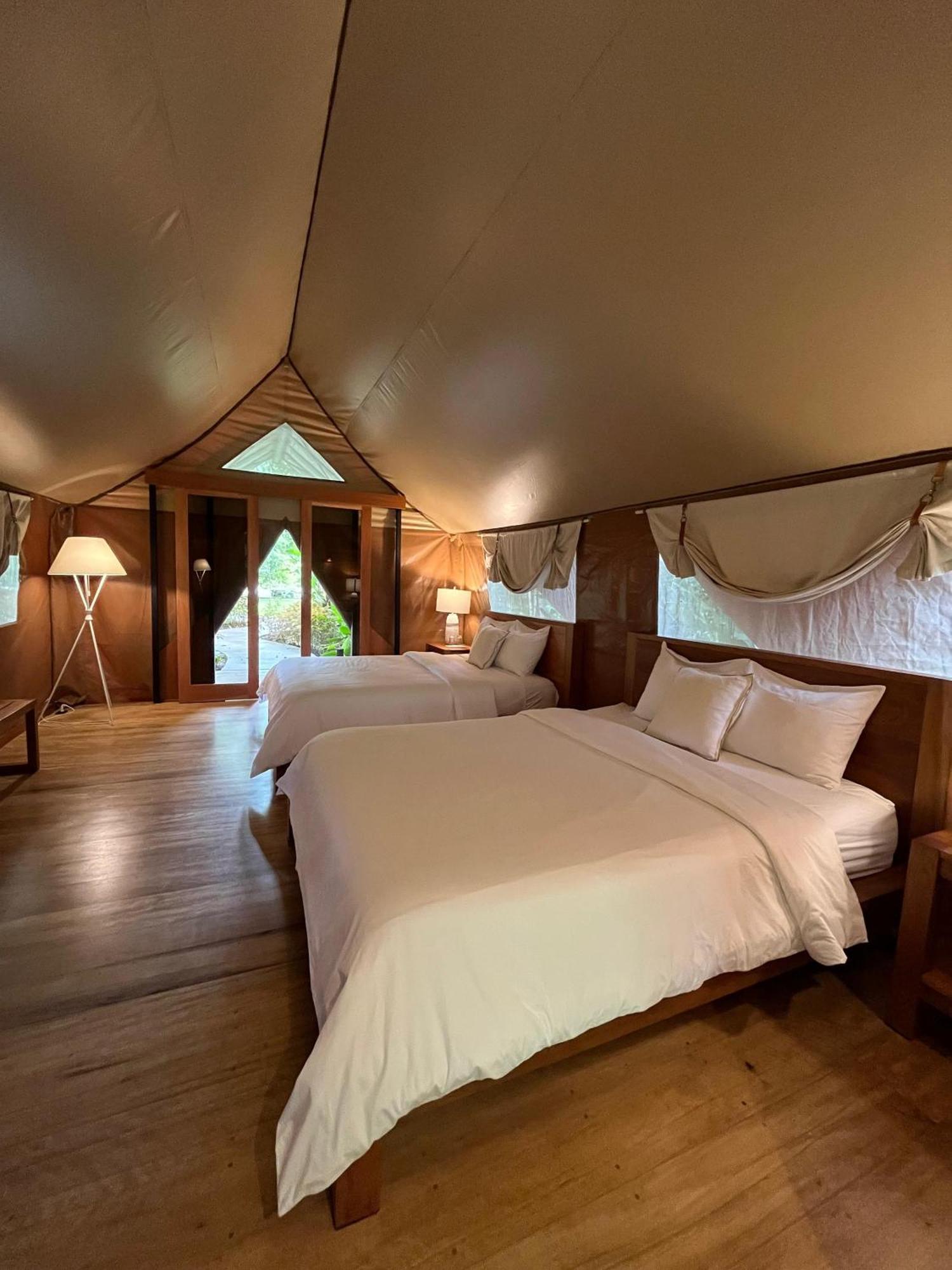 Luxury tent Arenal Glamping
